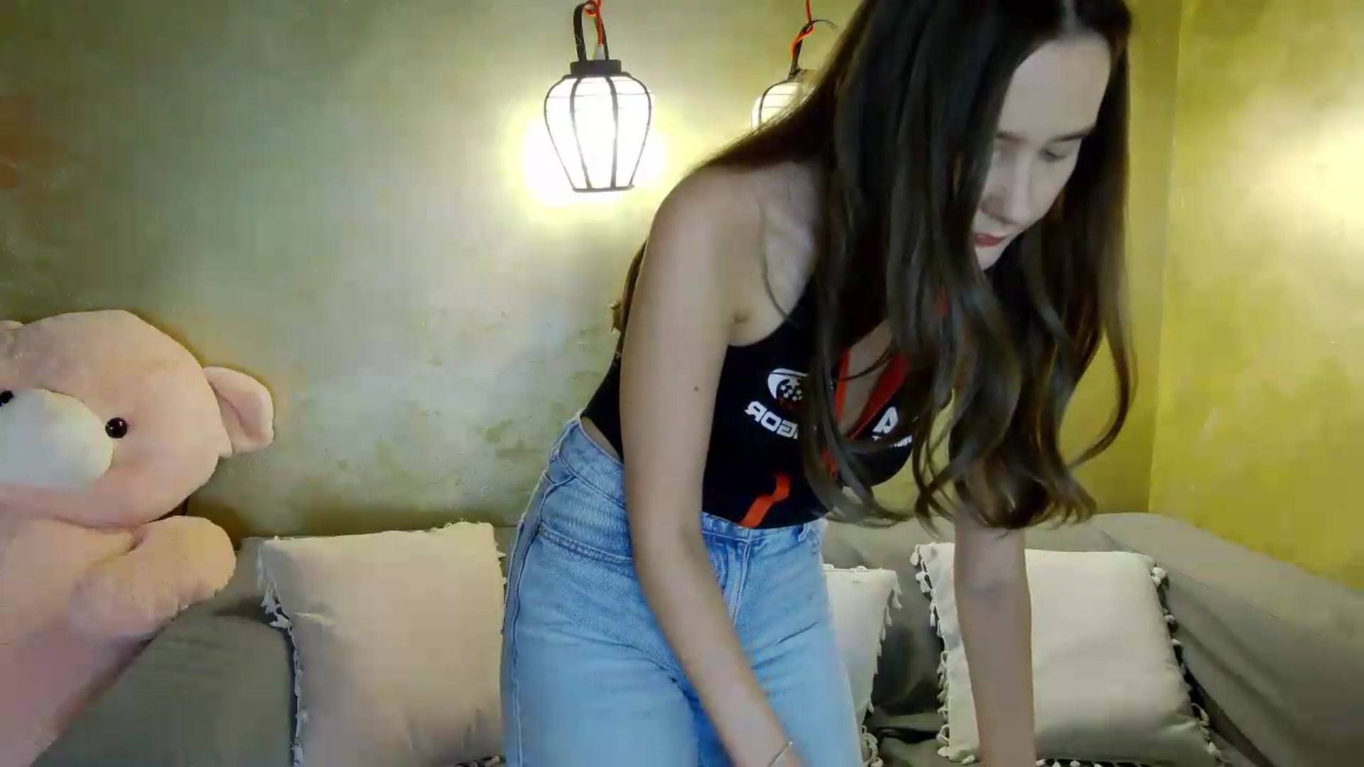 Gallery image thumbnail from Radiance's myfreecams stream on, 05/22/2026, 17:26 image 2 of 20