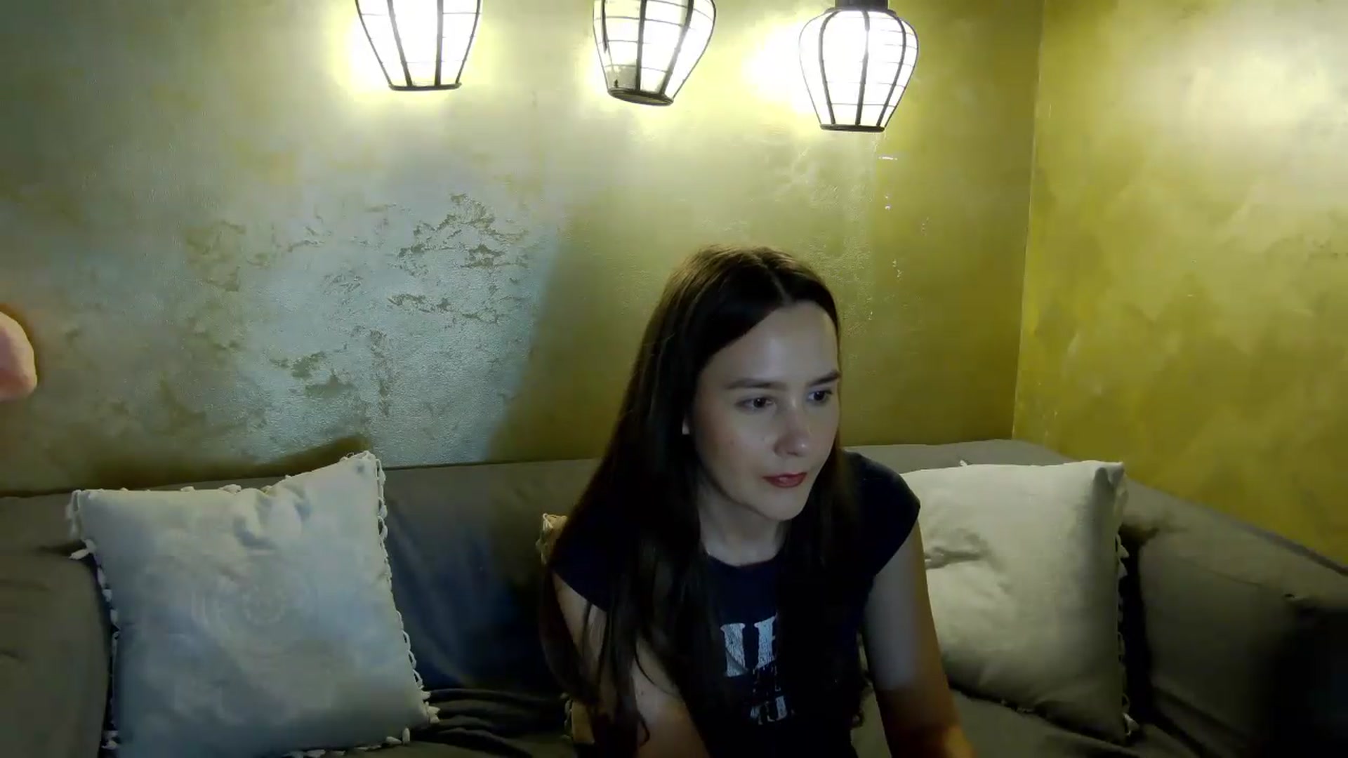 Gallery image thumbnail from Radiance's myfreecams stream on, 05/23/2026, 13:02 image 17 of 20