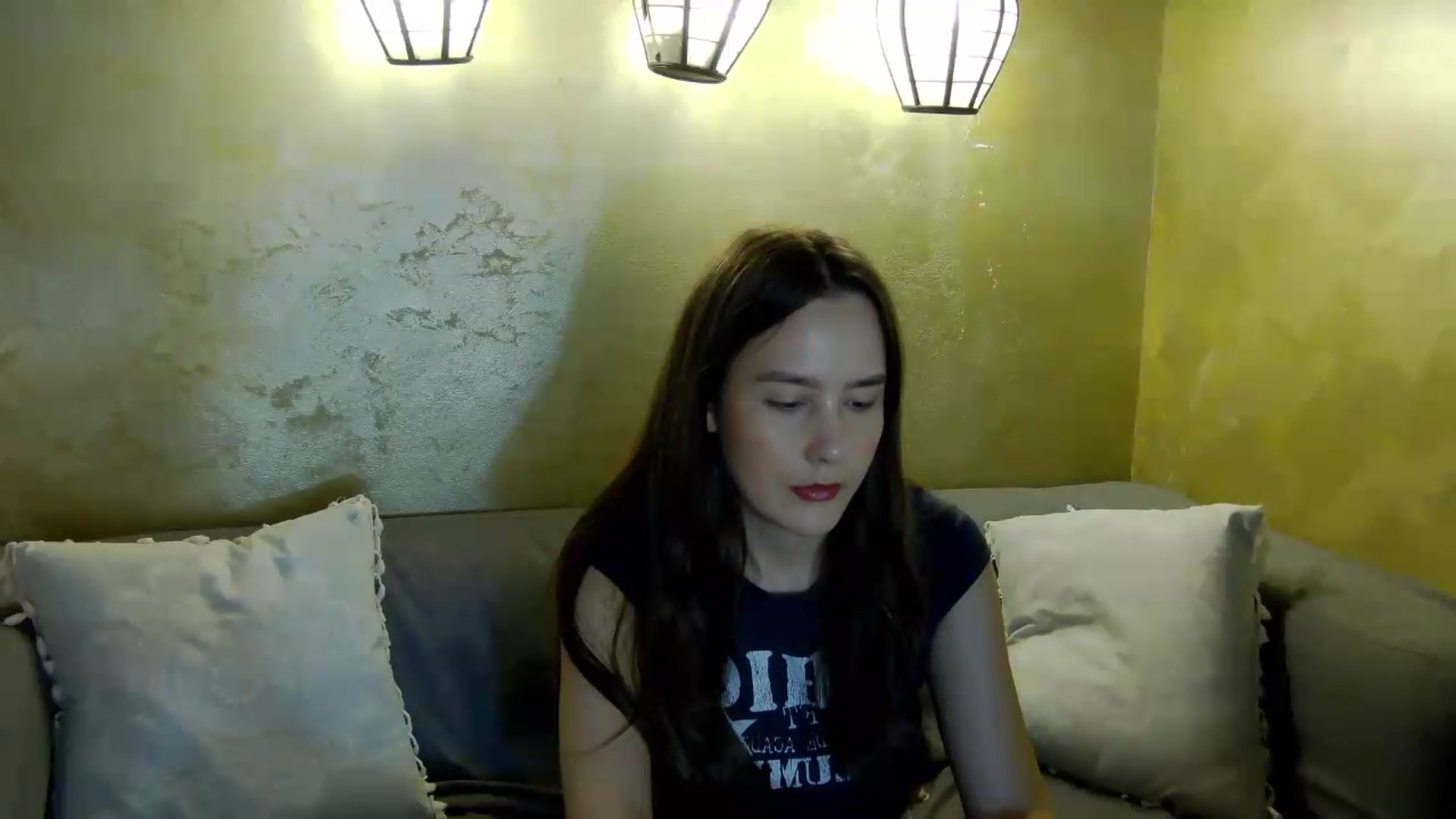 Gallery image thumbnail from Radiance's myfreecams stream on, 05/23/2026, 13:02 image 4 of 20
