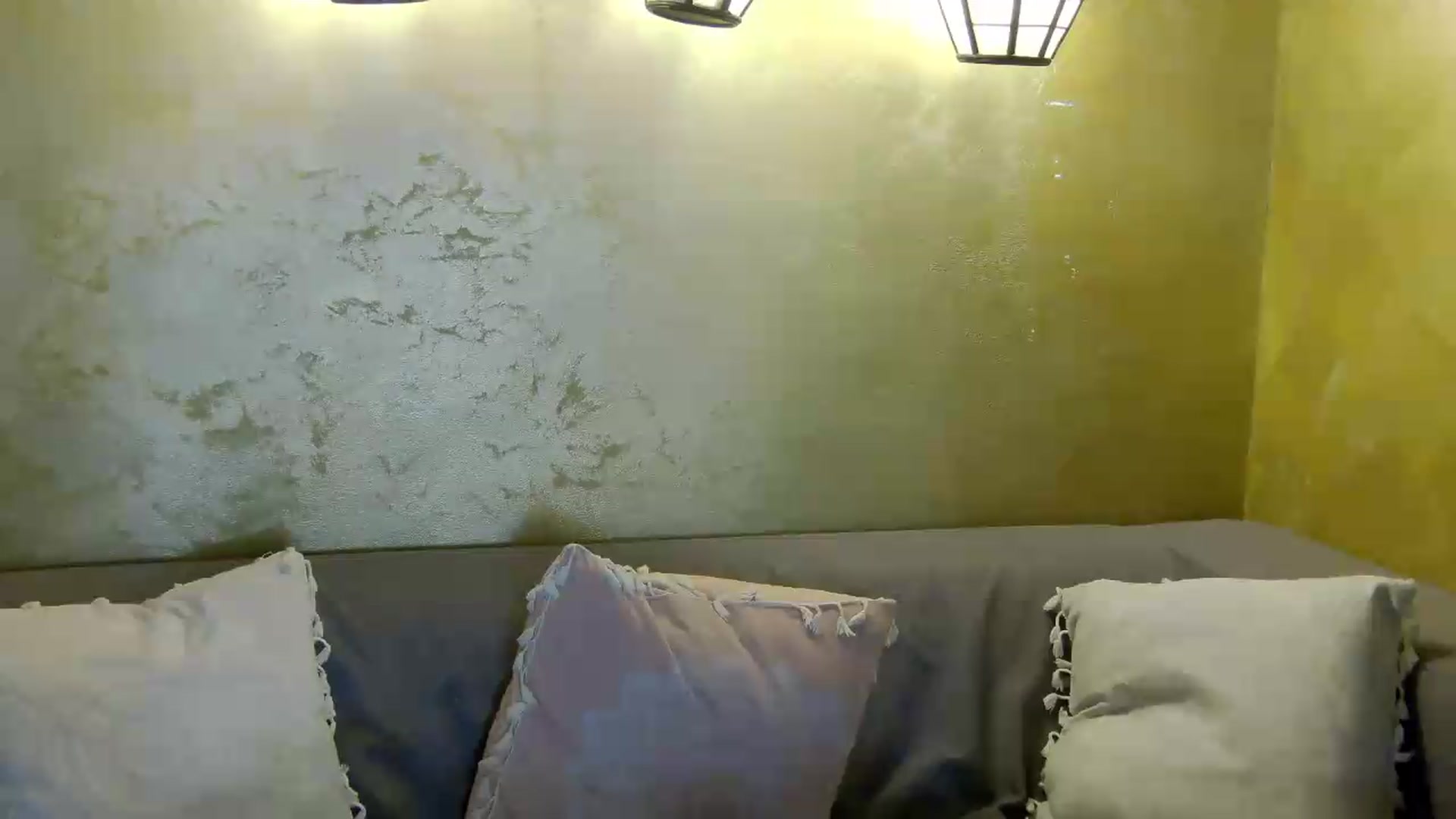 Gallery image thumbnail from Radiance's myfreecams stream on, 05/23/2026, 17:00 image 14 of 20