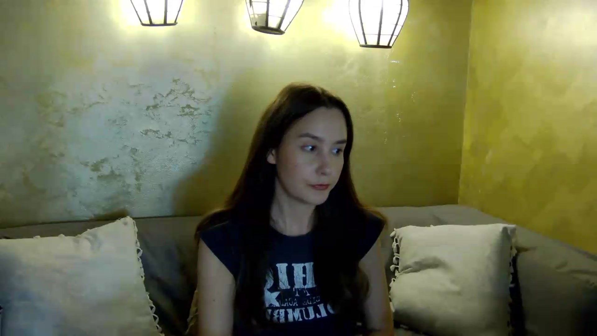 Gallery image thumbnail from Radiance's myfreecams stream on, 05/23/2026, 17:00 image 6 of 20