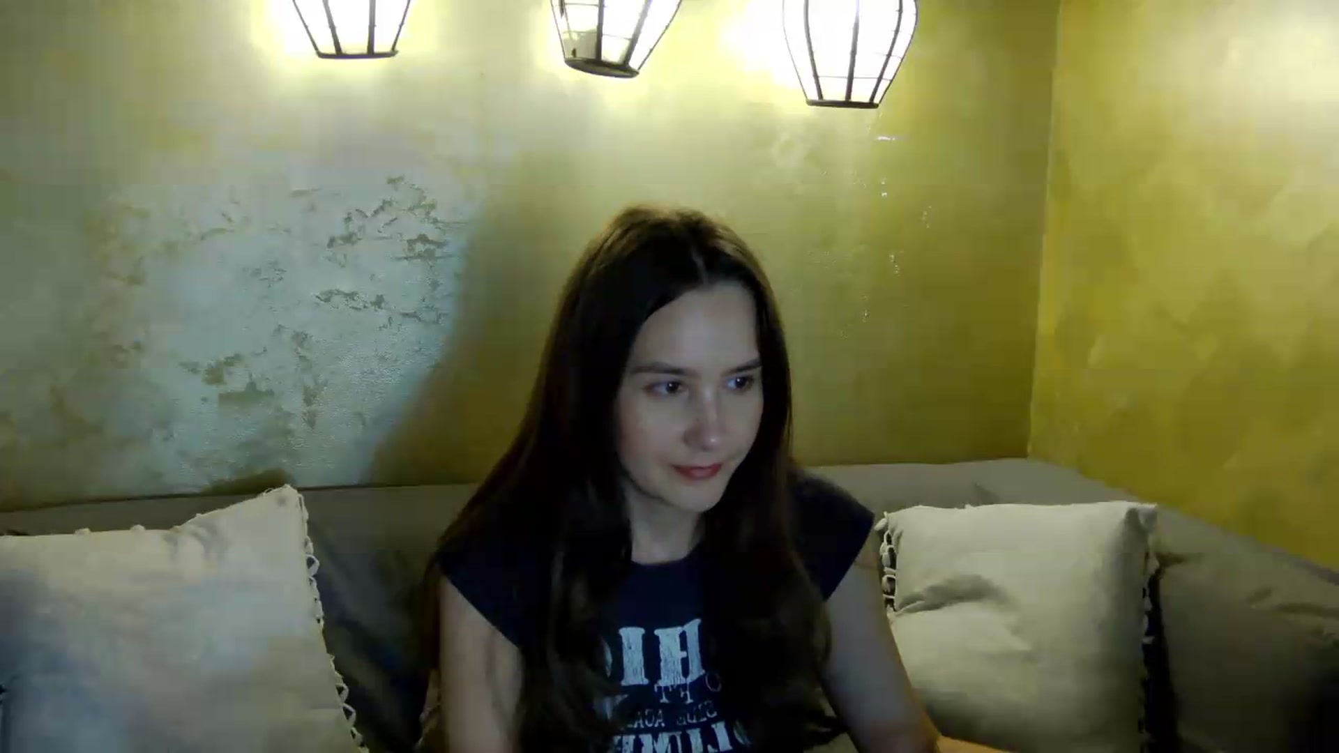 Gallery image thumbnail from Radiance's myfreecams stream on, 05/23/2026, 17:00 image 4 of 20