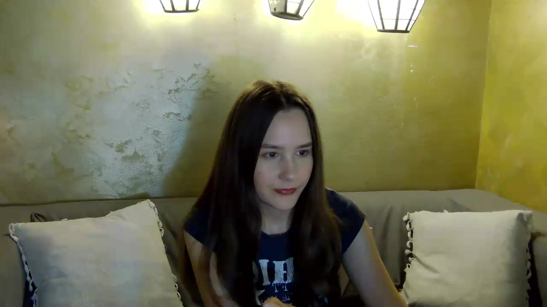 Gallery image thumbnail from Radiance's myfreecams stream on, 05/23/2026, 18:56 image 3 of 20