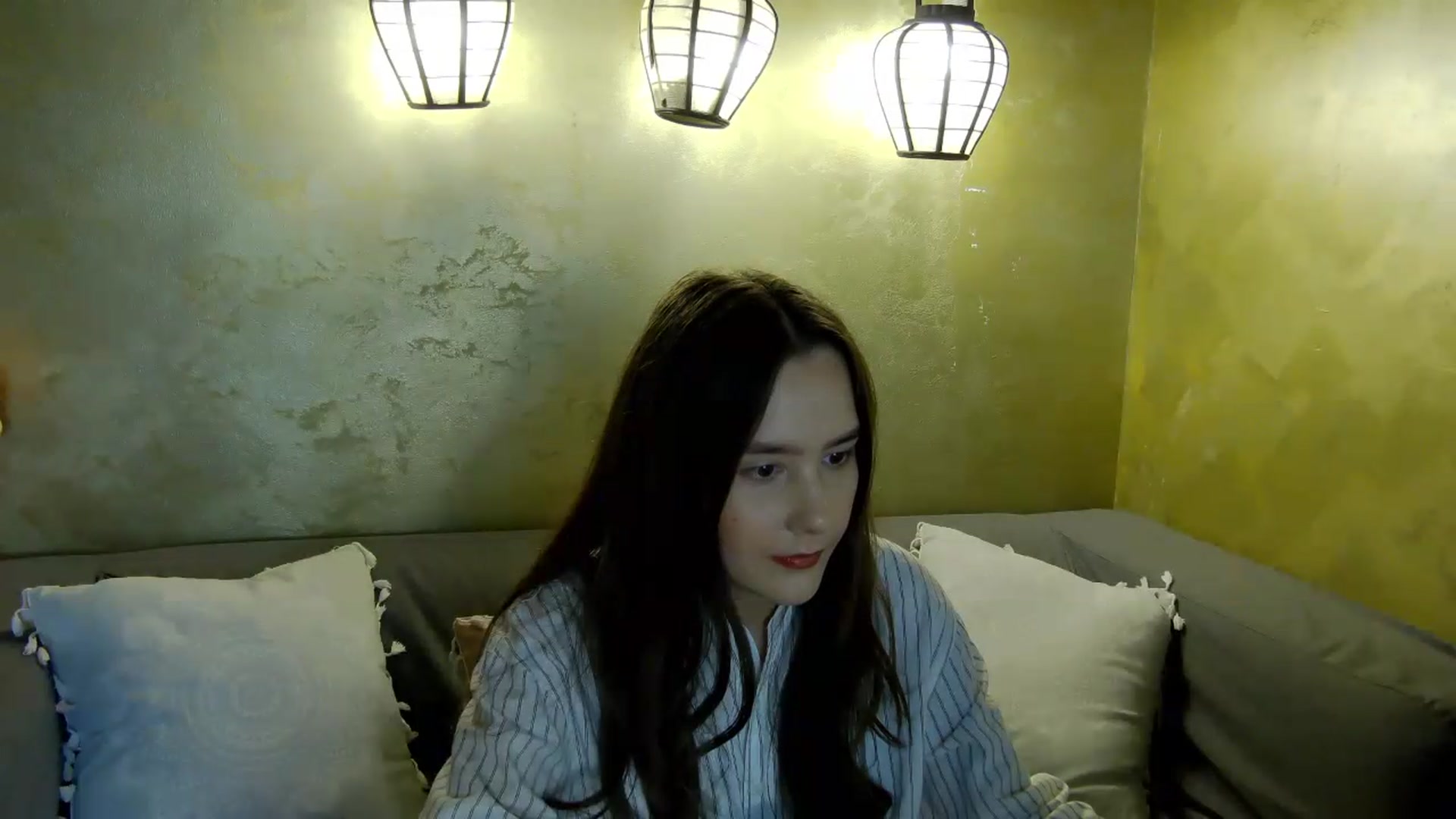 Gallery image thumbnail from Radiance's myfreecams stream on, 05/24/2026, 15:37 image 11 of 20