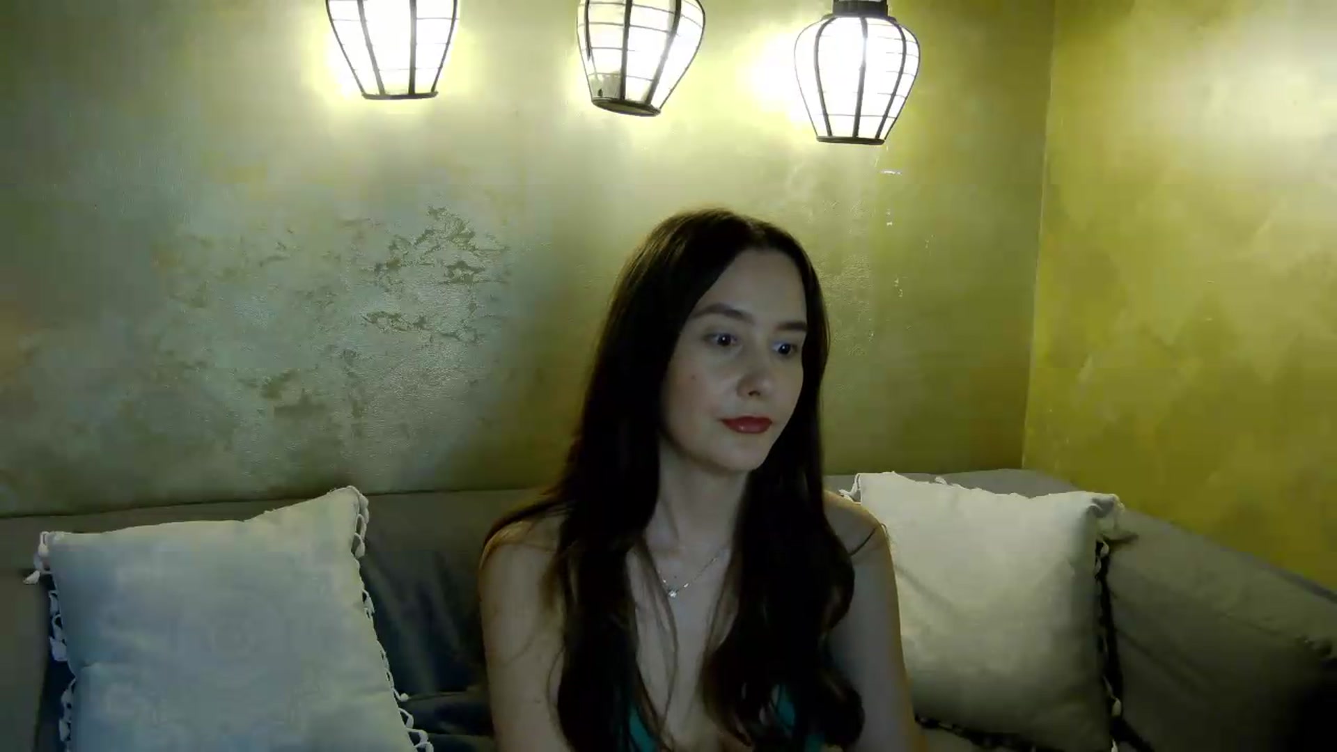 Gallery image thumbnail from Radiance's myfreecams stream on, 05/24/2026, 19:44 image 4 of 20
