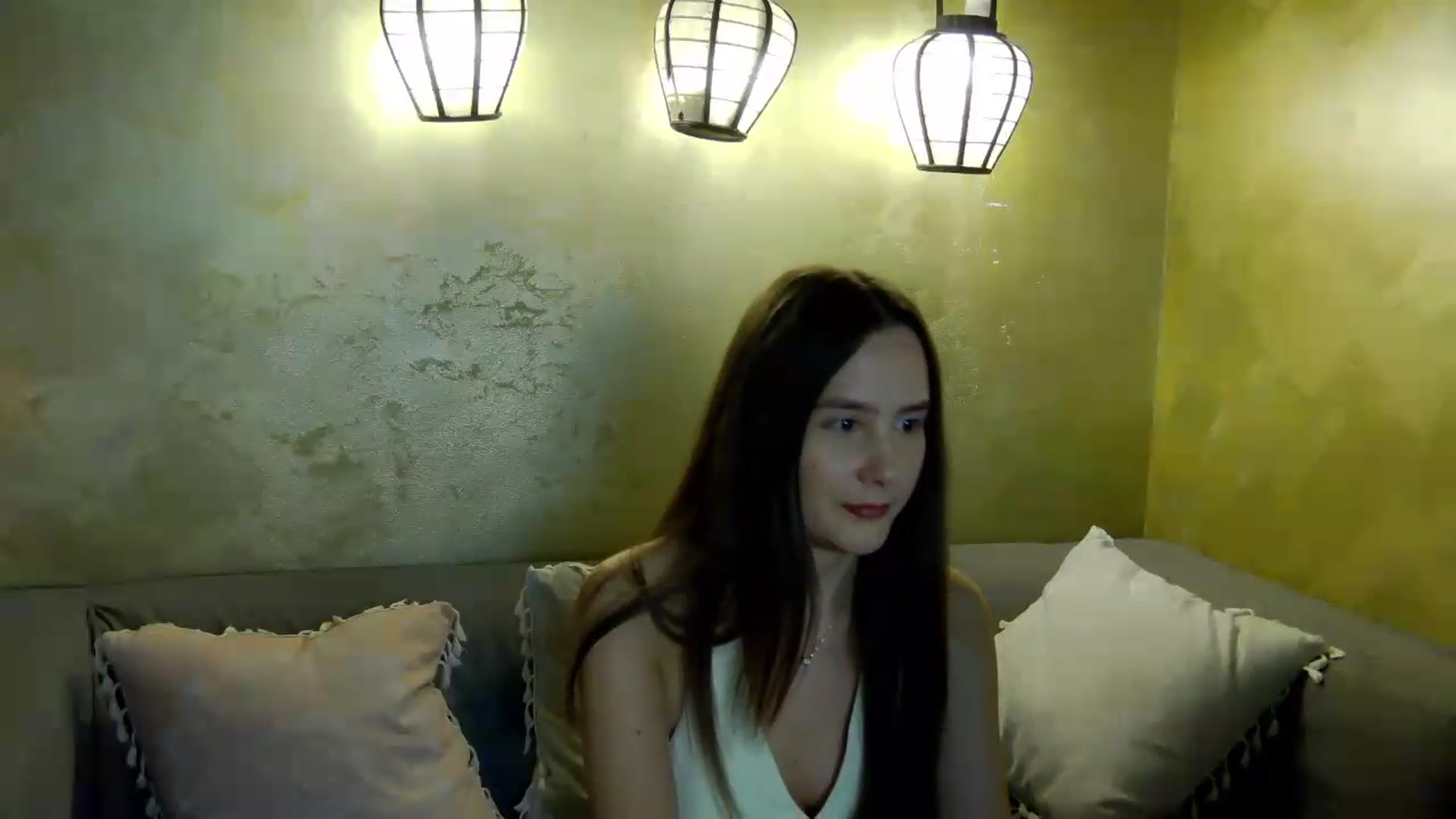 Gallery image thumbnail from Radiance's myfreecams stream on, 05/25/2026, 17:35 image 12 of 20