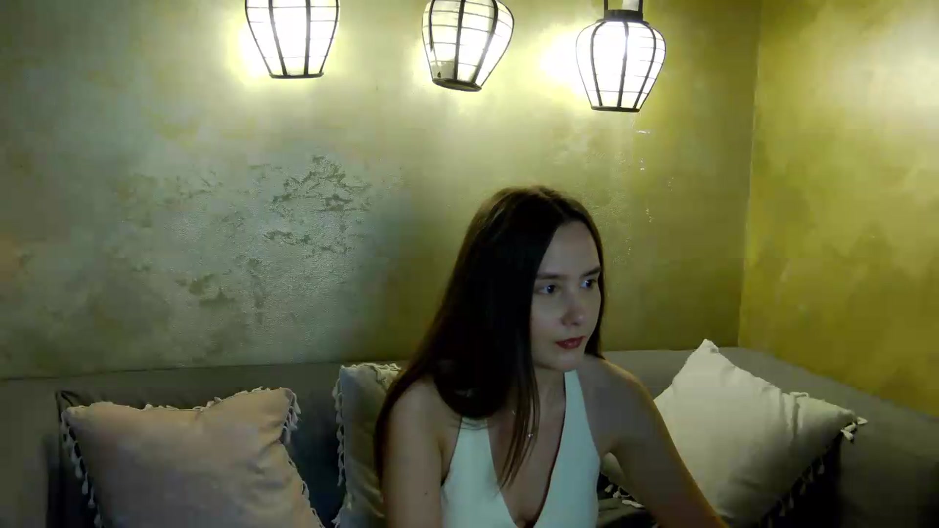 Gallery image thumbnail from Radiance's myfreecams stream on, 05/25/2026, 17:35 image 5 of 20