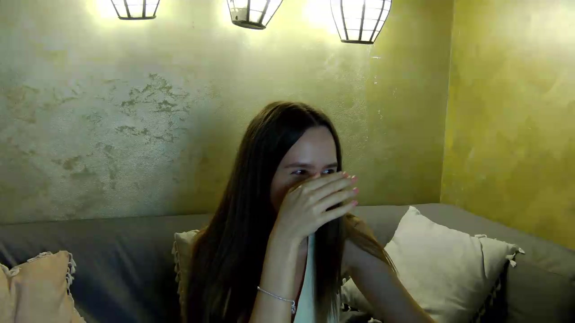 Gallery image thumbnail from Radiance's myfreecams stream on, 05/25/2026, 20:05 image 4 of 20