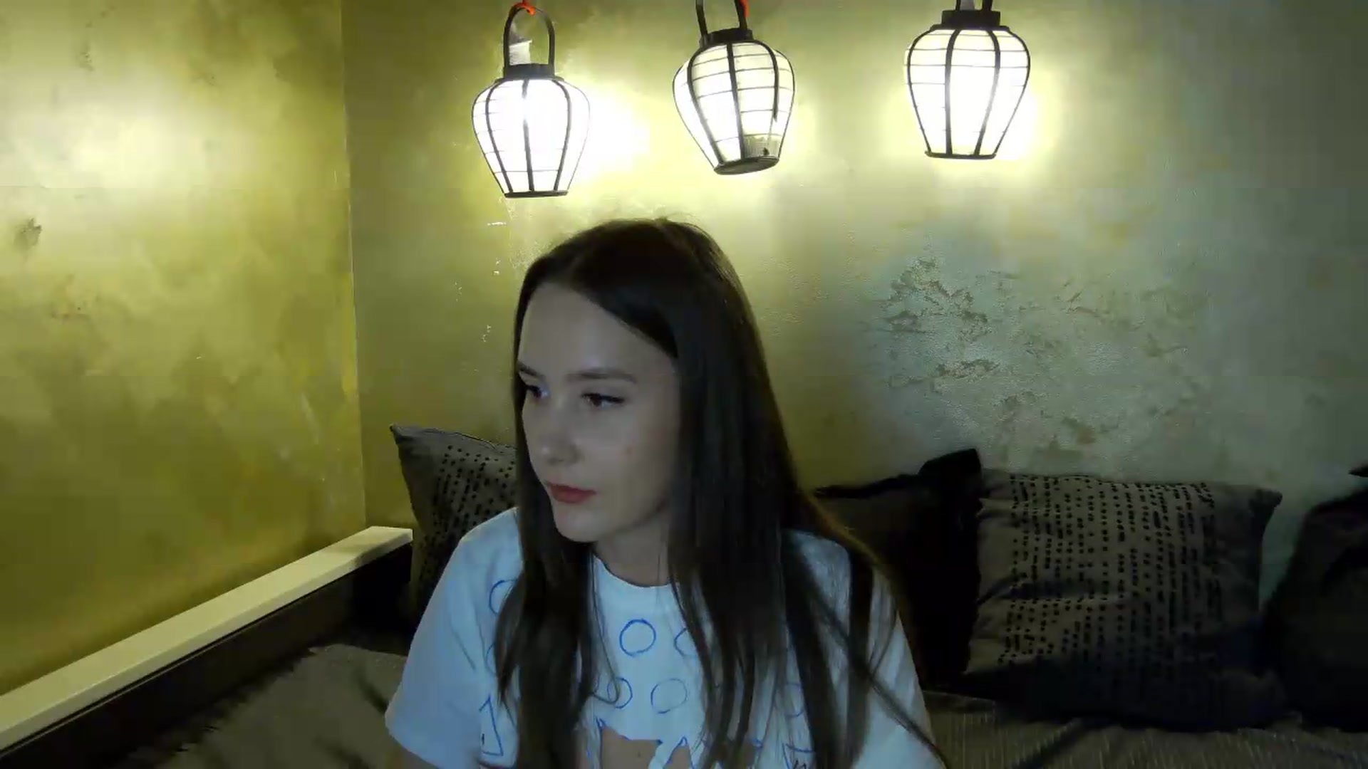 Gallery image thumbnail from Radiance's myfreecams stream on, 05/27/2026, 15:01 image 14 of 20