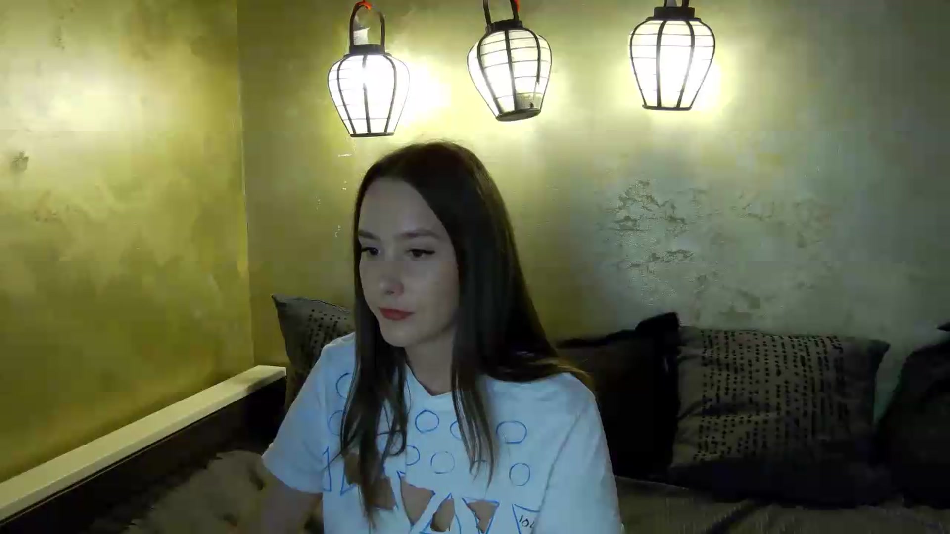 Gallery image thumbnail from Radiance's myfreecams stream on, 05/27/2026, 15:01 image 18 of 20