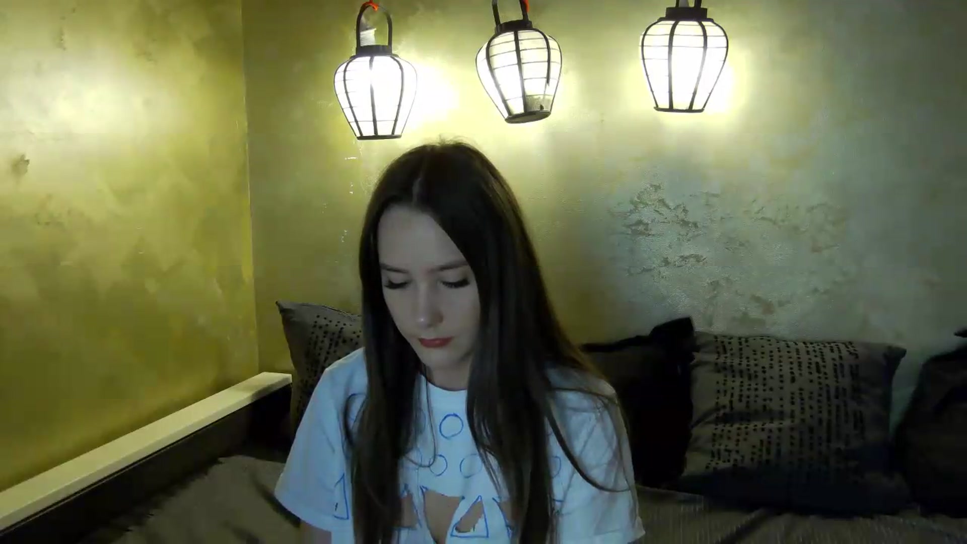 Gallery image thumbnail from Radiance's myfreecams stream on, 05/27/2026, 15:01 image 13 of 20