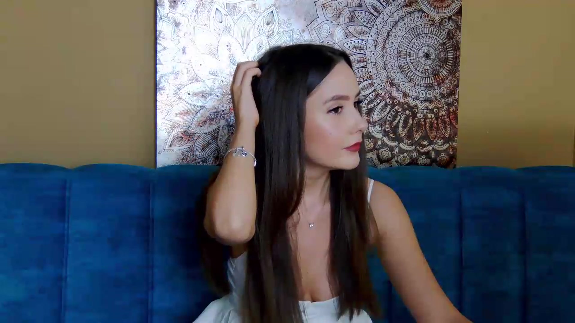 Gallery image thumbnail from Radiance's myfreecams stream on, 05/28/2026, 14:34 image 12 of 20