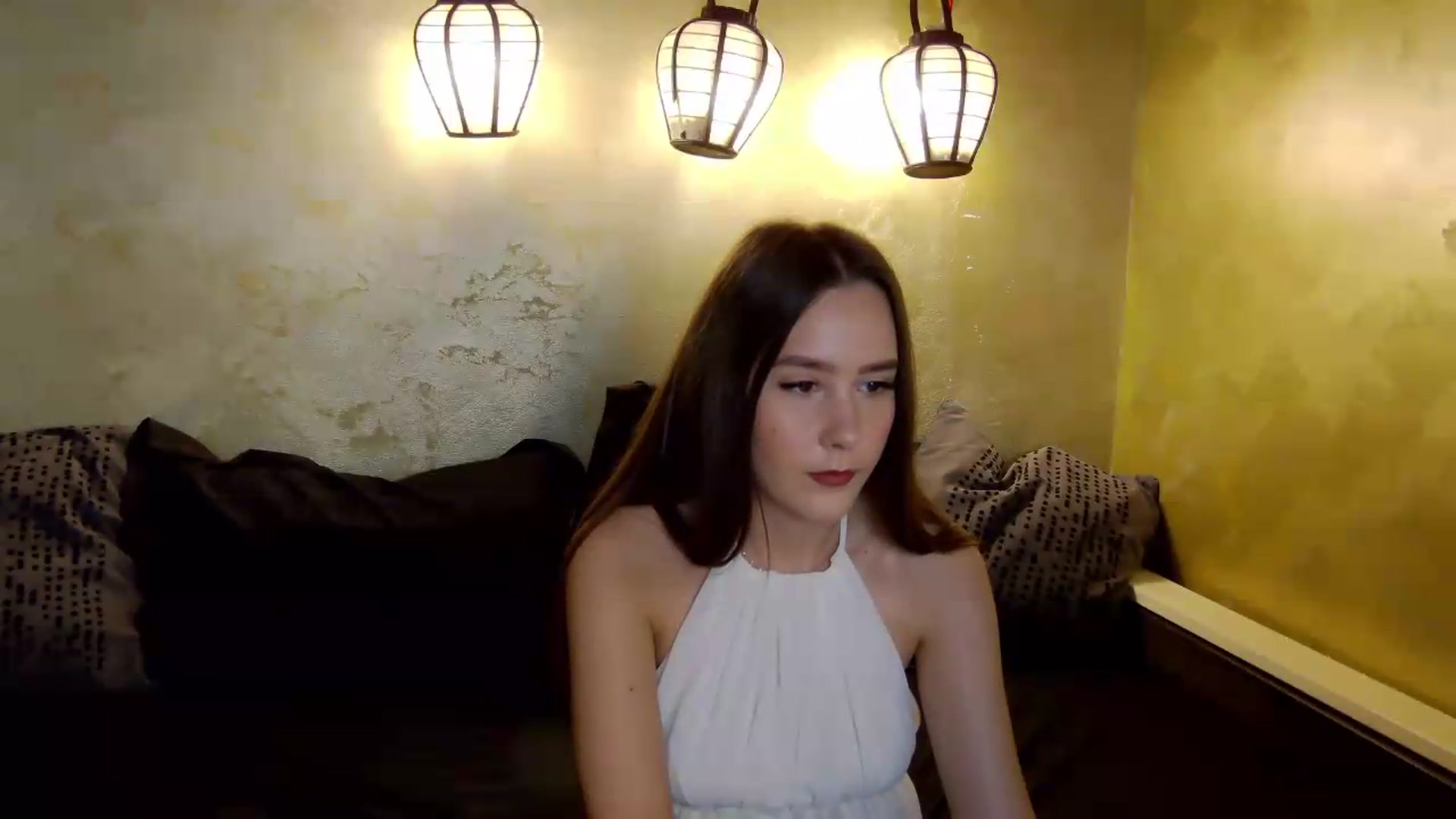 Gallery image thumbnail from Radiance's myfreecams stream on, 05/31/2026, 13:46 image 15 of 20
