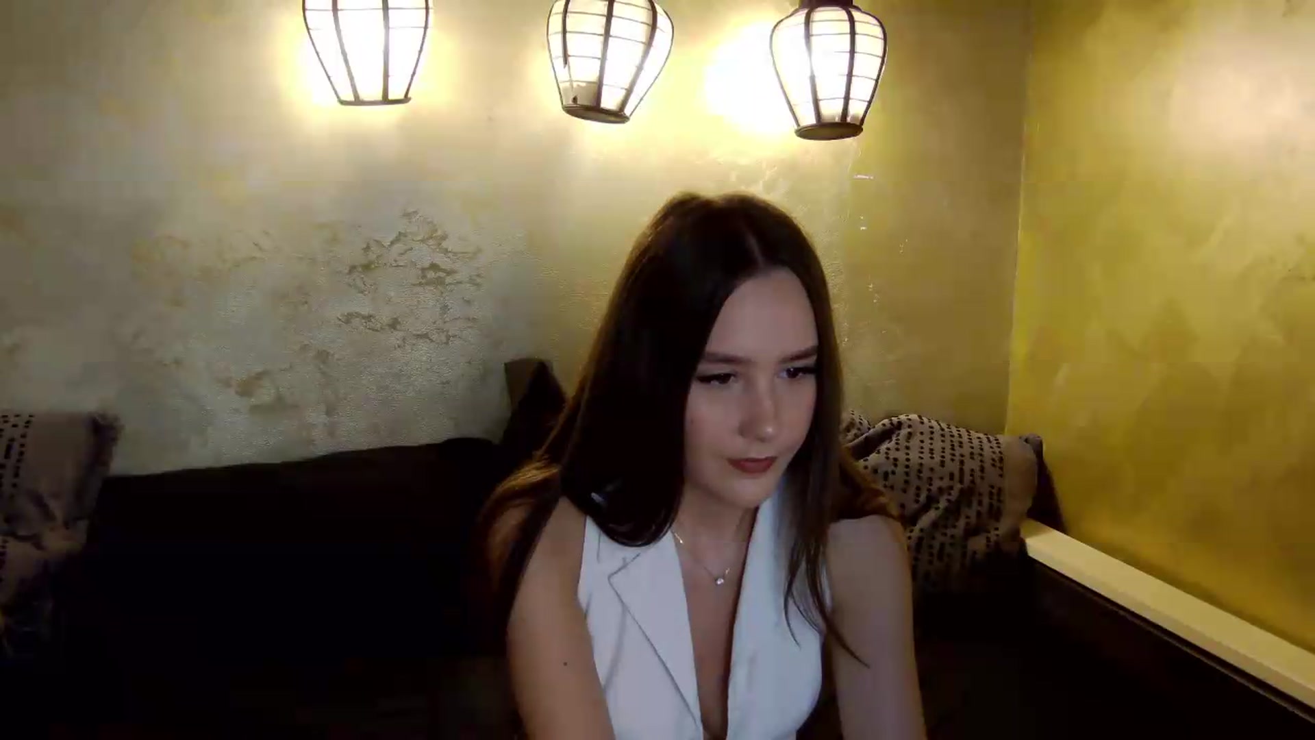 Gallery image thumbnail from Radiance's myfreecams stream on, 06/01/2026, 14:14 image 7 of 20