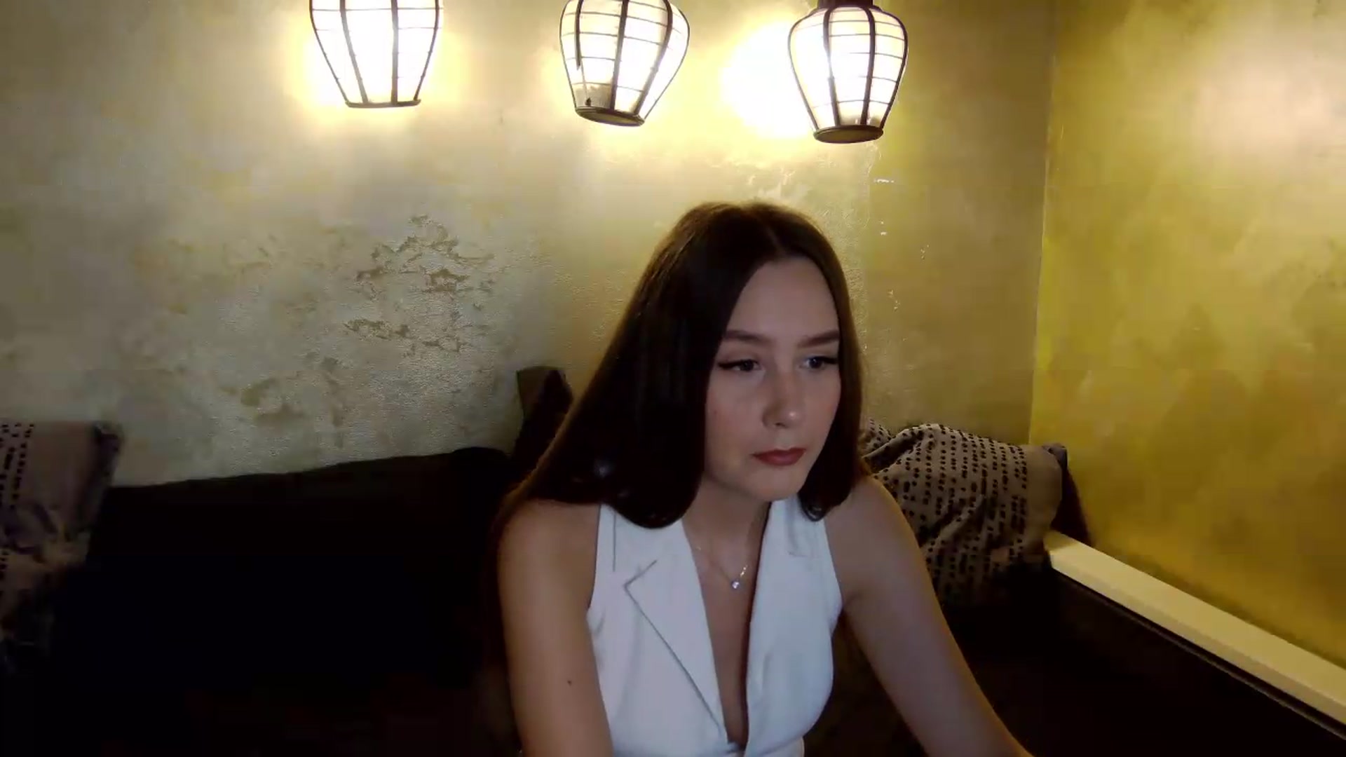 Gallery image thumbnail from Radiance's myfreecams stream on, 06/01/2026, 14:14 image 2 of 20