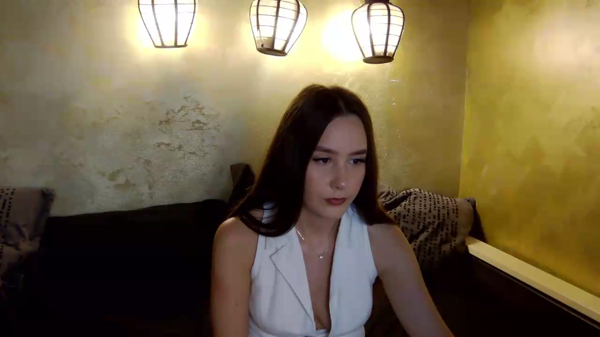 Gallery image thumbnail from Radiance's myfreecams stream on, 06/01/2026, 14:14 image 11 of 20