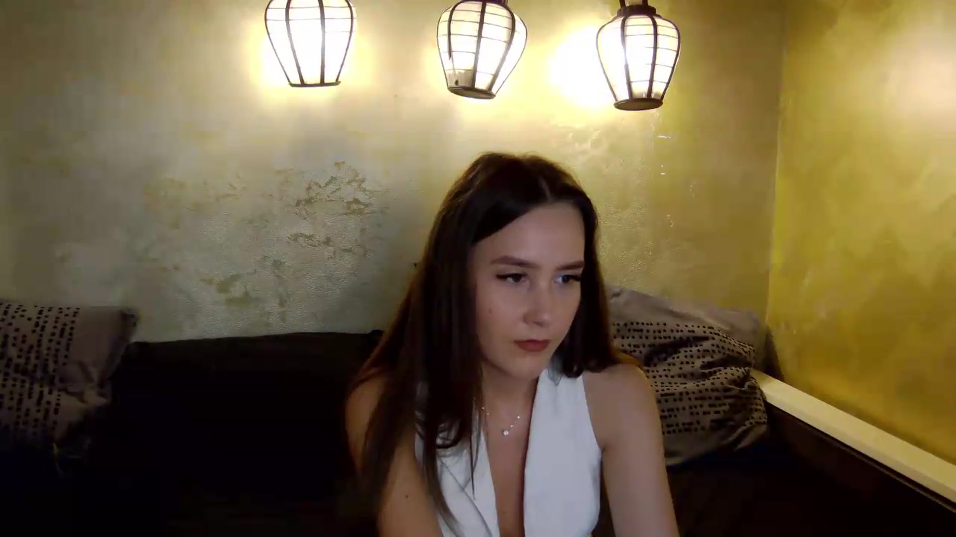 Gallery image thumbnail from Radiance's myfreecams stream on, 06/01/2026, 18:18 image 8 of 20