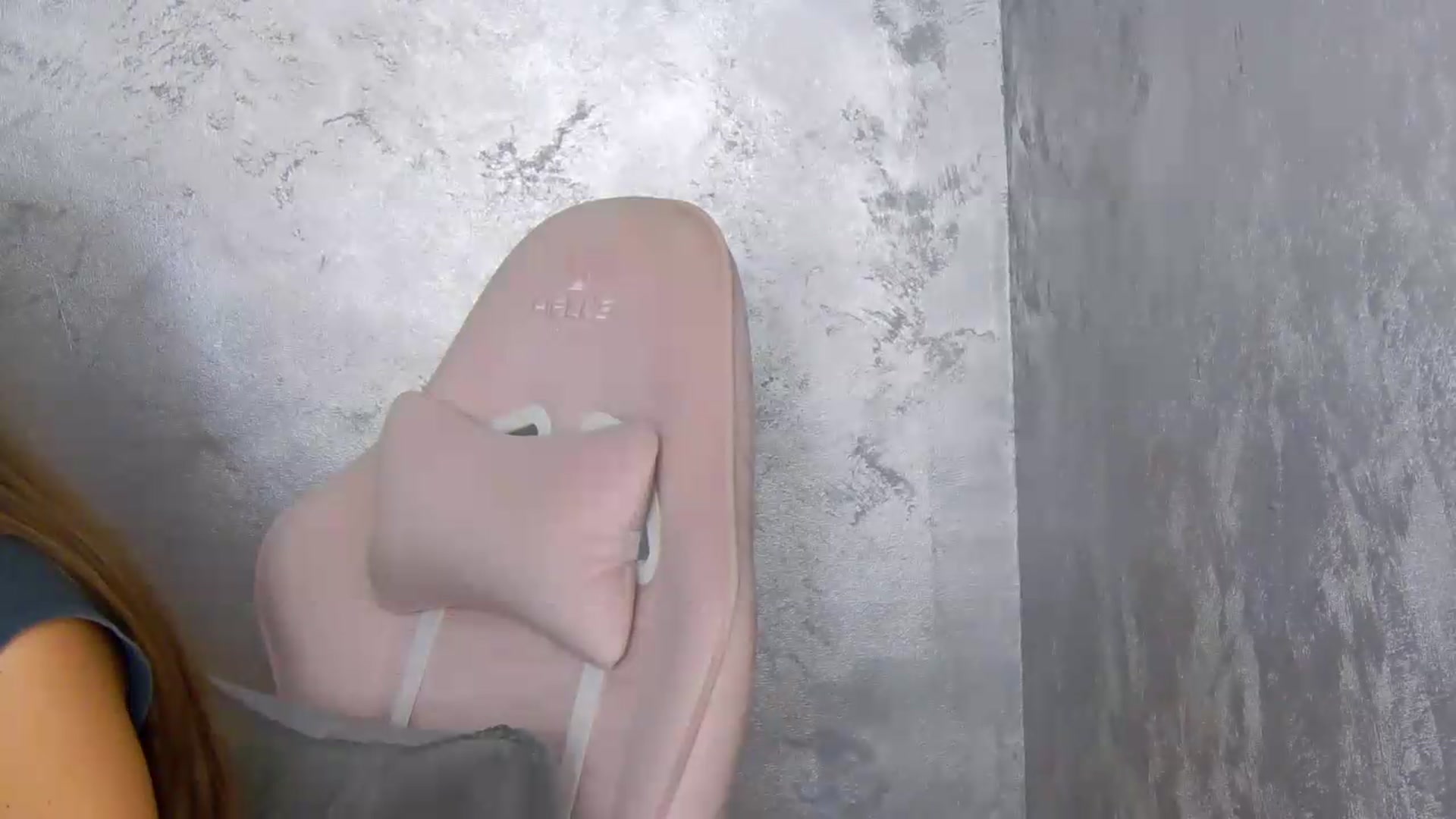 Gallery image thumbnail from Radiance's myfreecams stream on, 06/05/2026, 17:20 image 13 of 20