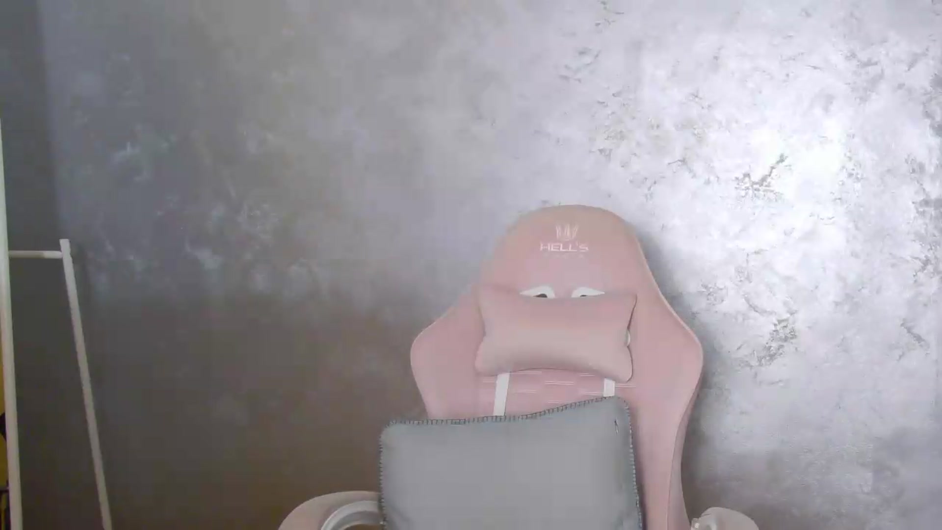 Gallery image thumbnail from Radiance's myfreecams stream on, 06/06/2026, 16:48 image 3 of 20