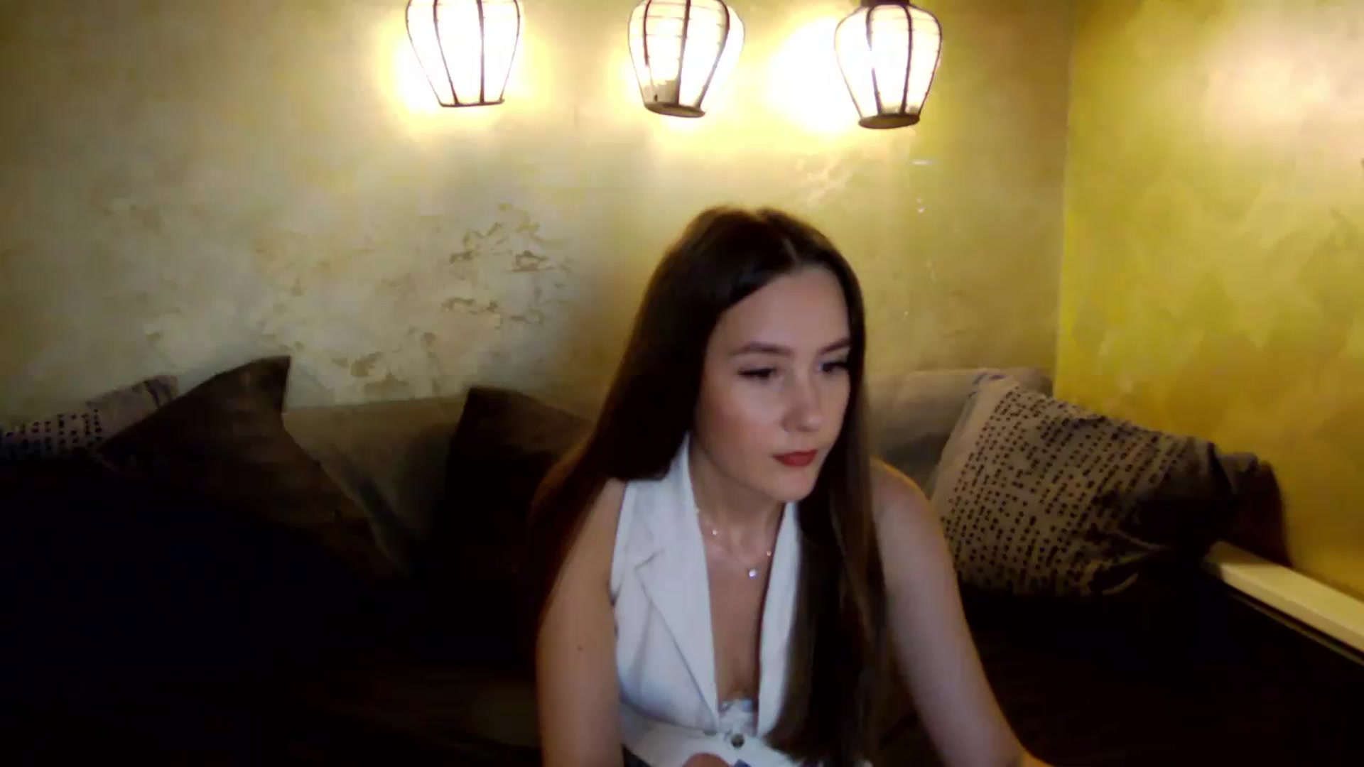 Gallery image thumbnail from Radiance's myfreecams stream on, 06/07/2026, 18:44 image 18 of 20