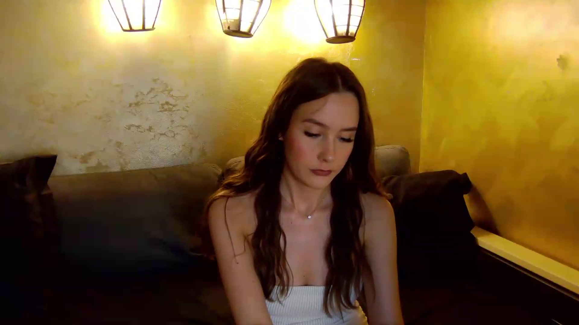 Gallery image thumbnail from Radiance's myfreecams stream on, 06/10/2026, 15:35 image 5 of 20