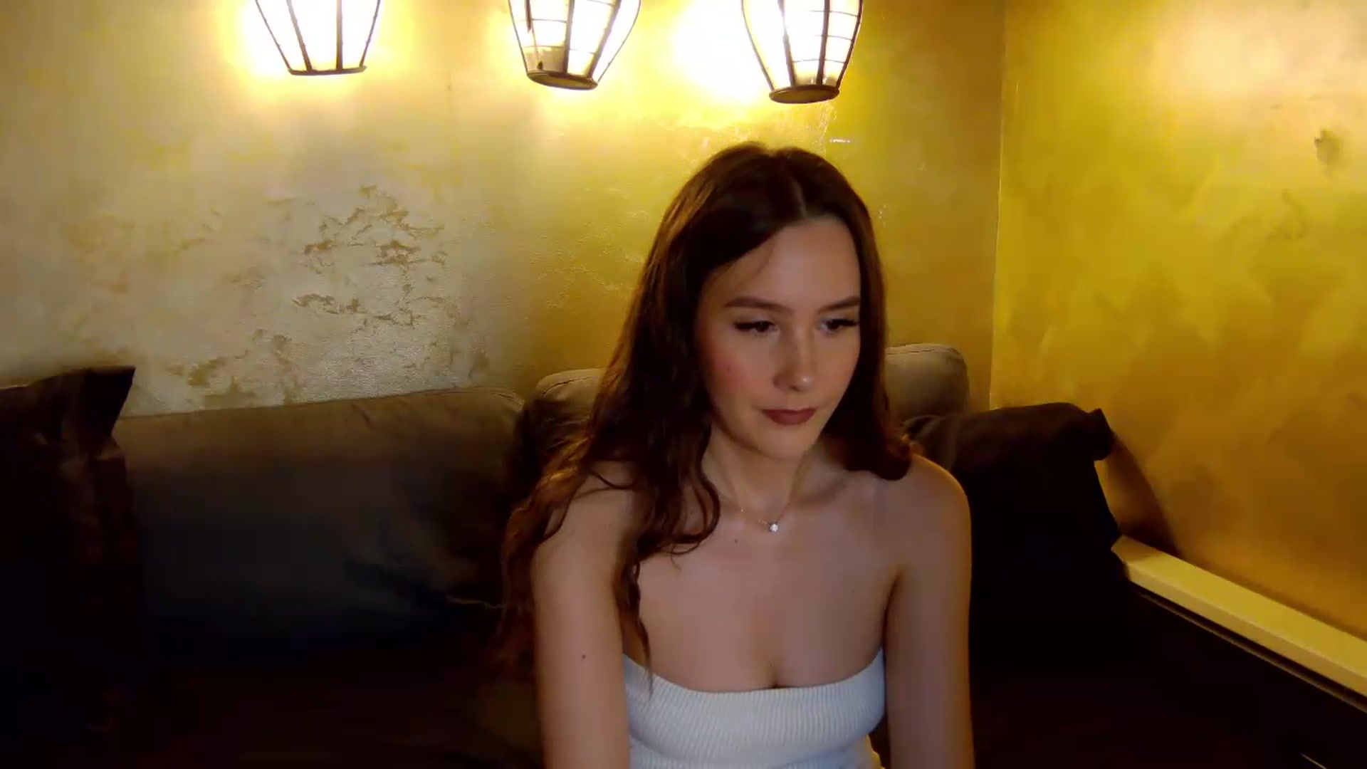 Gallery image thumbnail from Radiance's myfreecams stream on, 06/10/2026, 15:35 image 14 of 20