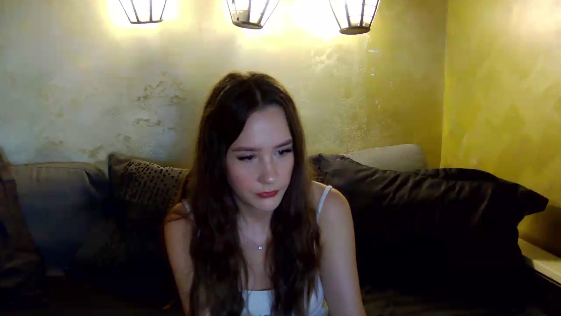 Gallery image thumbnail from Radiance's myfreecams stream on, 06/12/2026, 15:23 image 6 of 20