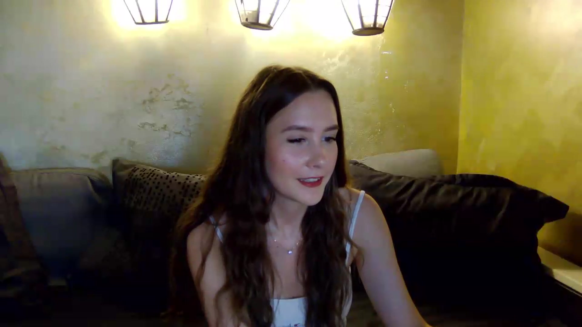 Gallery image thumbnail from Radiance's myfreecams stream on, 06/12/2026, 15:23 image 5 of 20