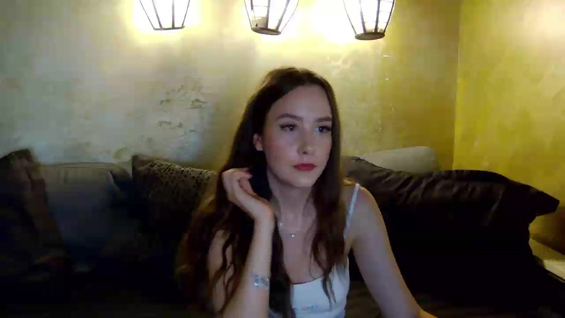Gallery image thumbnail from Radiance's myfreecams stream on, 06/12/2026, 15:23 image 12 of 20