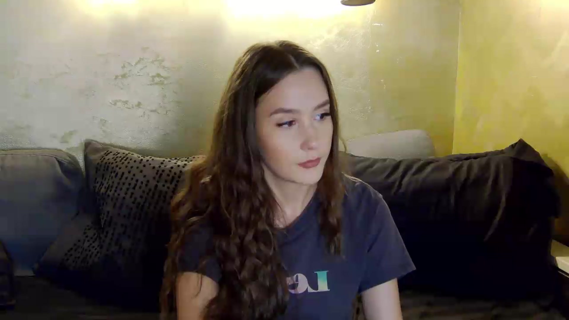 Gallery image thumbnail from Radiance's myfreecams stream on, 06/15/2026, 18:36 image 7 of 20