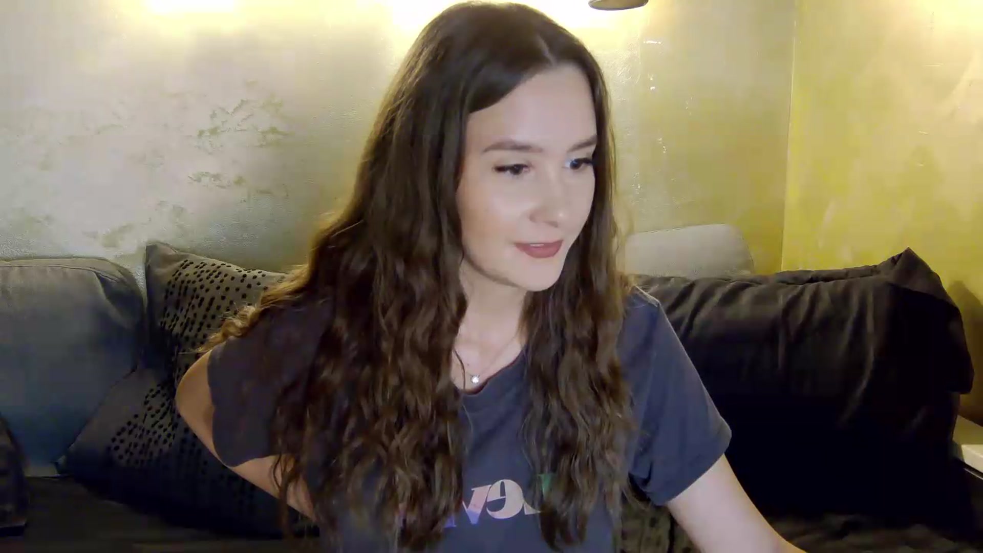 Gallery image thumbnail from Radiance's myfreecams stream on, 06/15/2026, 18:36 image 12 of 20
