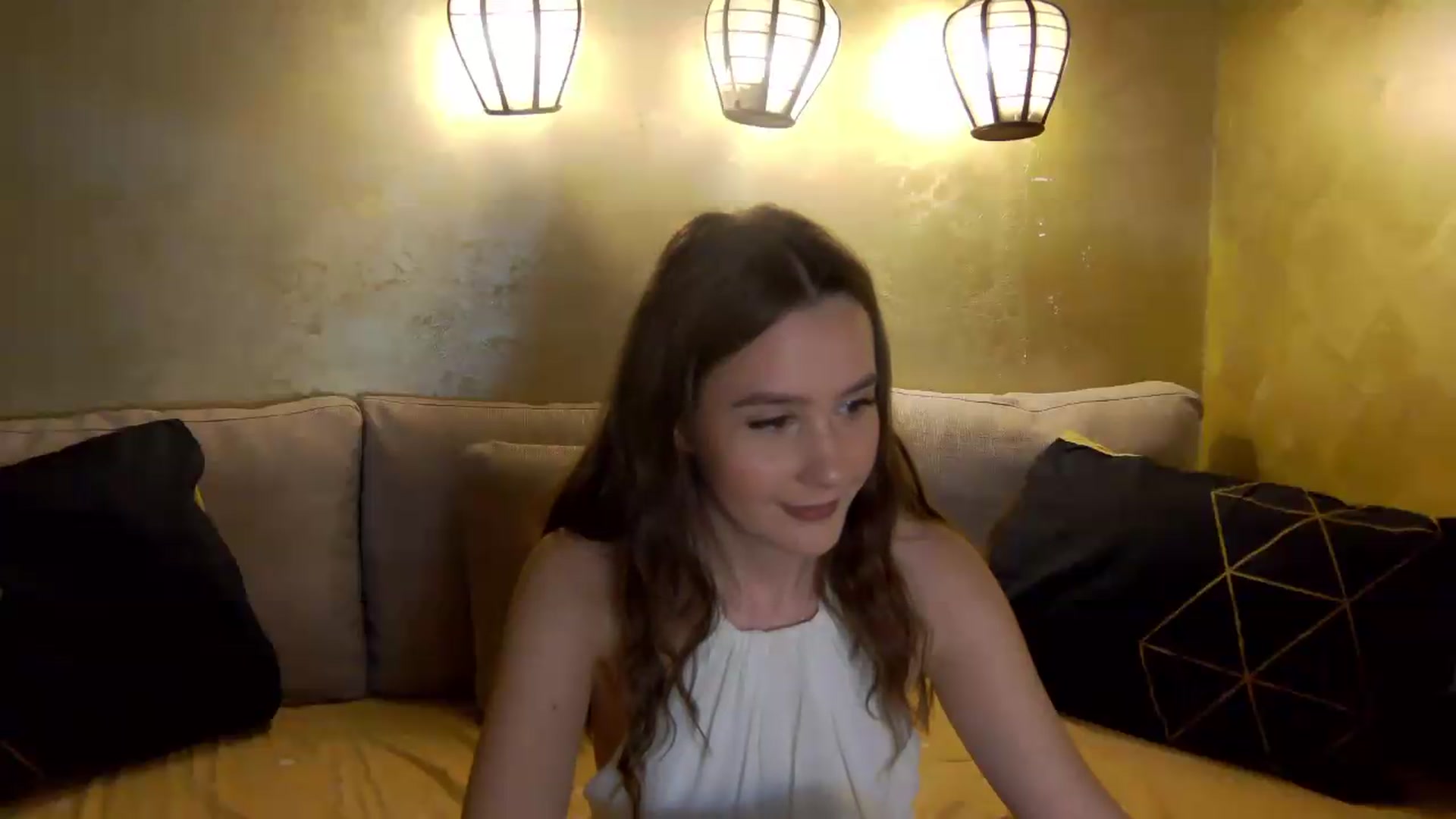 Gallery image thumbnail from Radiance's myfreecams stream on, 06/18/2026, 17:44 image 10 of 20