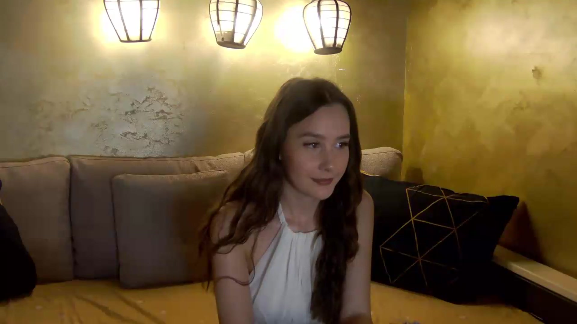 Gallery image thumbnail from Radiance's myfreecams stream on, 06/18/2026, 18:02 image 13 of 20