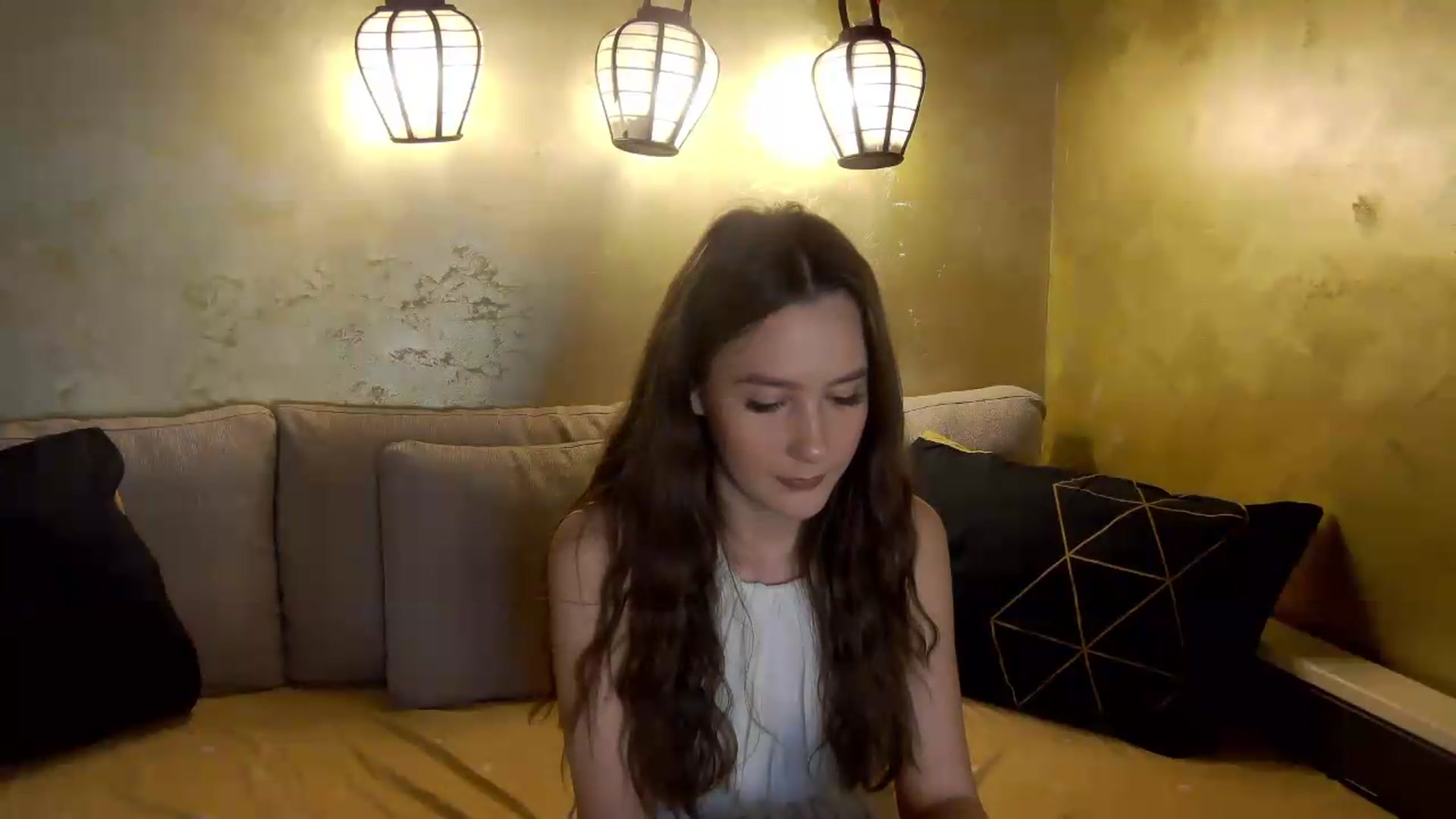 Gallery image thumbnail from Radiance's myfreecams stream on, 06/18/2026, 19:08 image 14 of 20