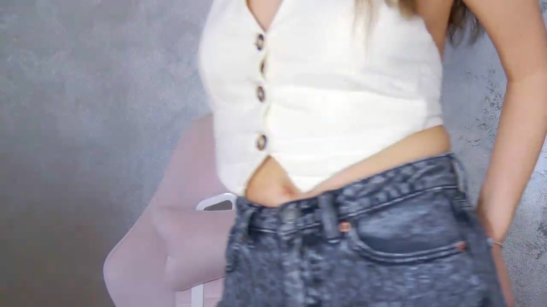 Gallery image thumbnail from Radiance's myfreecams stream on, 06/19/2026, 15:06 image 17 of 20