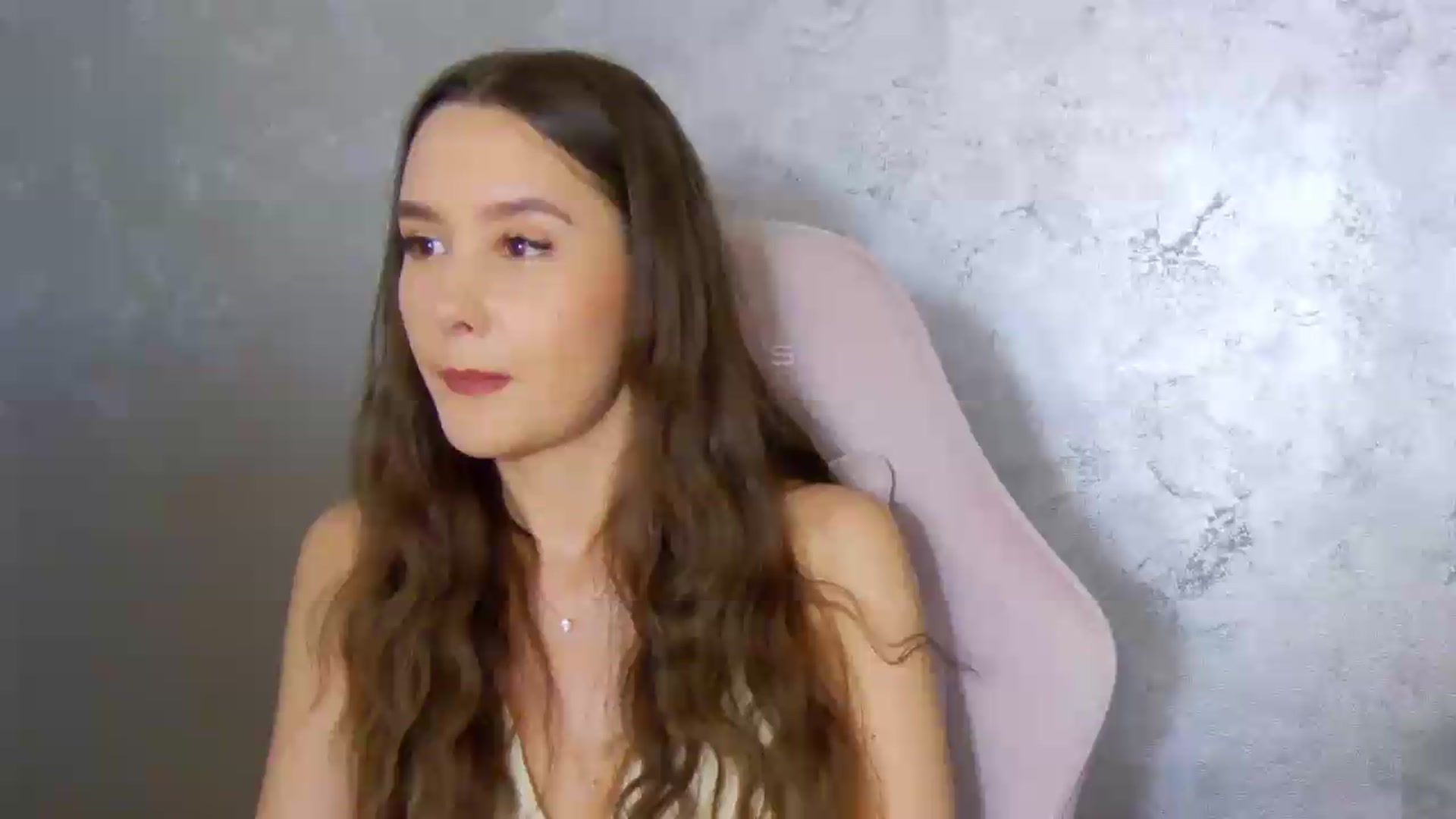 Gallery image thumbnail from Radiance's myfreecams stream on, 06/19/2026, 18:52 image 13 of 20