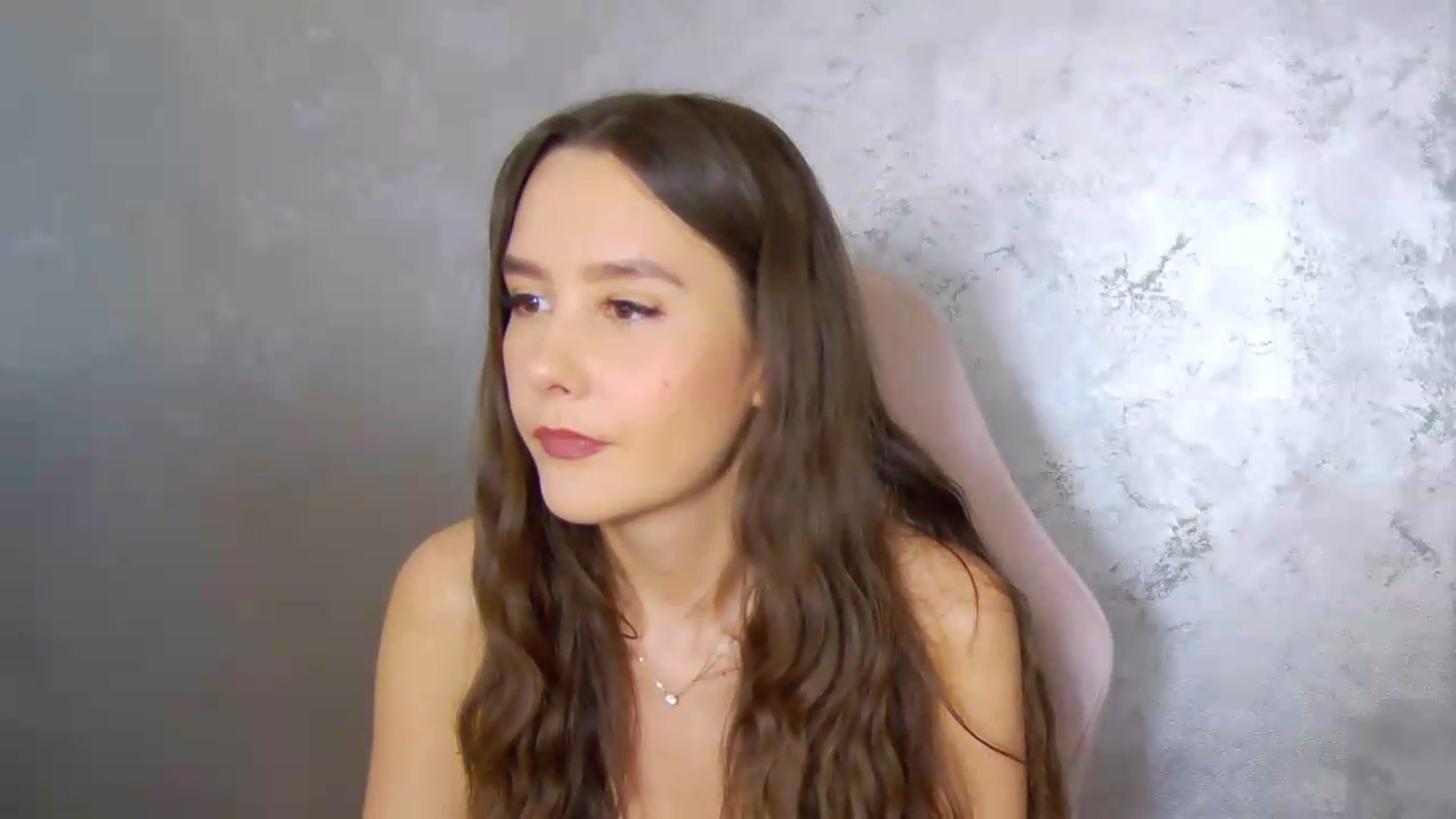 Gallery image thumbnail from Radiance's myfreecams stream on, 06/19/2026, 18:52 image 4 of 20