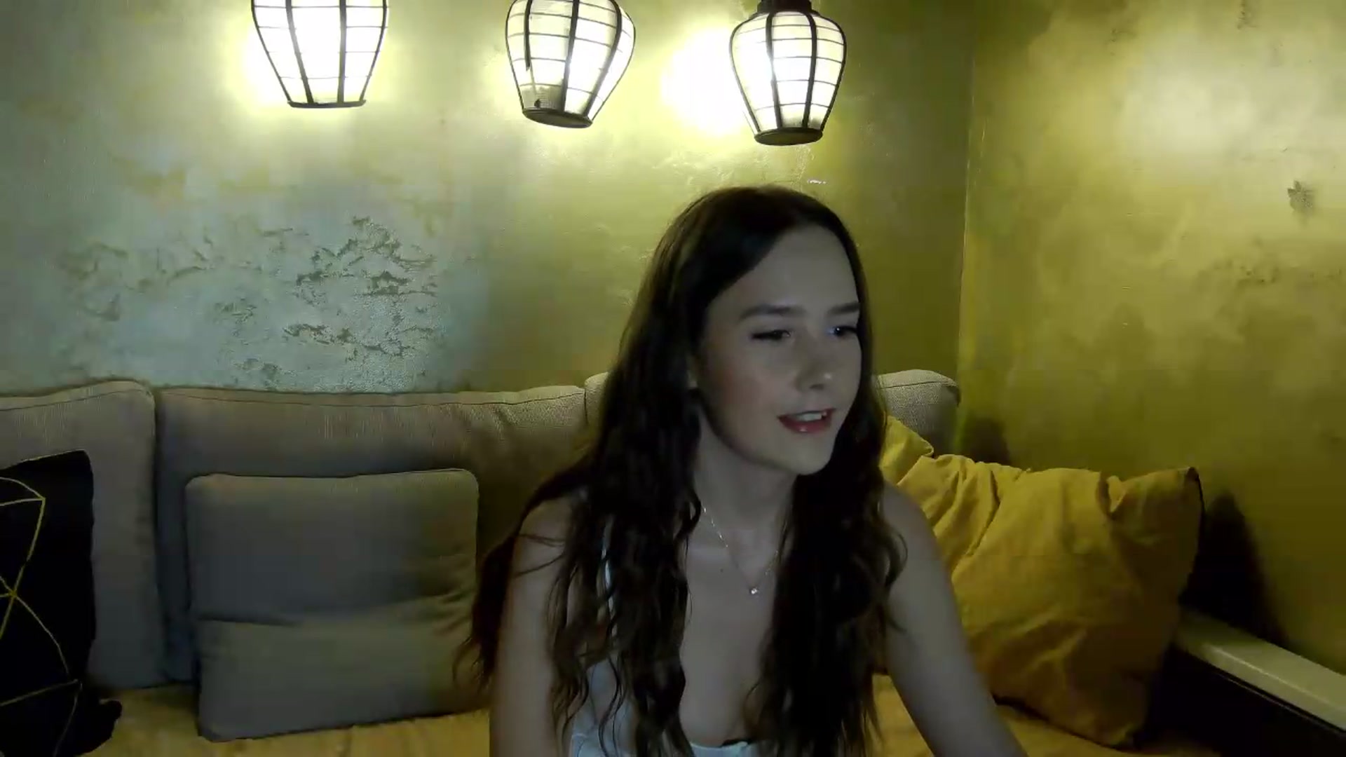 Gallery image thumbnail from Radiance's myfreecams stream on, 06/21/2026, 13:27 image 2 of 20