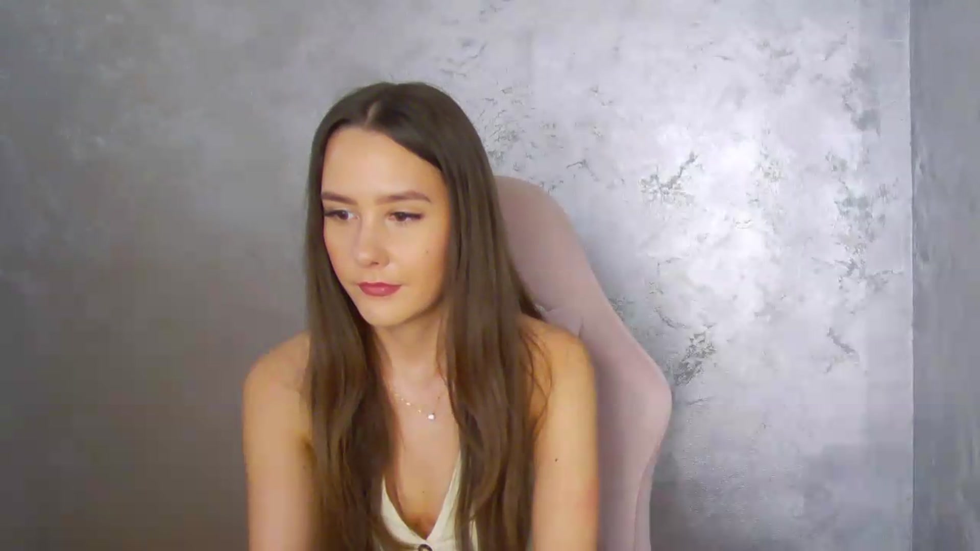 Gallery image thumbnail from Radiance's myfreecams stream on, 06/24/2026, 14:51 image 3 of 20