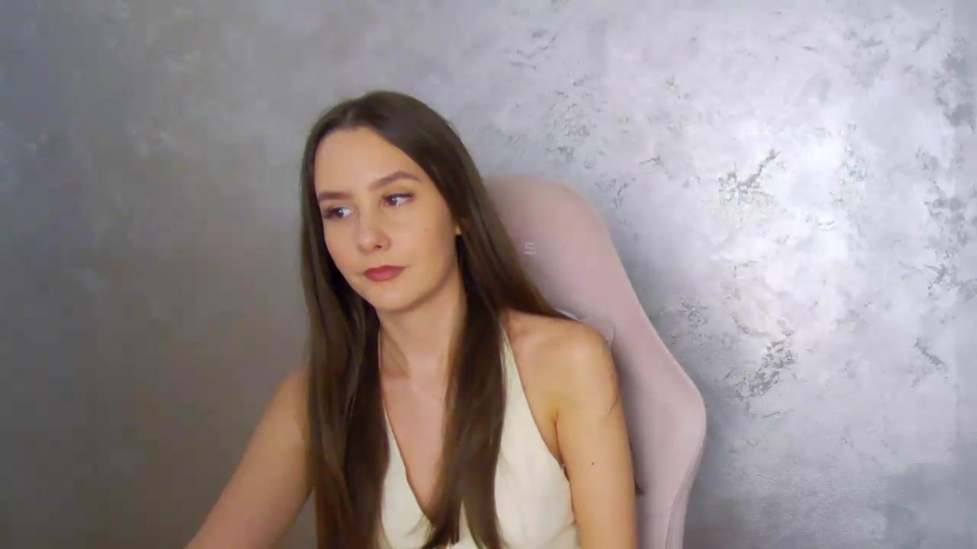 Gallery image thumbnail from Radiance's myfreecams stream on, 06/24/2026, 17:46 image 4 of 20