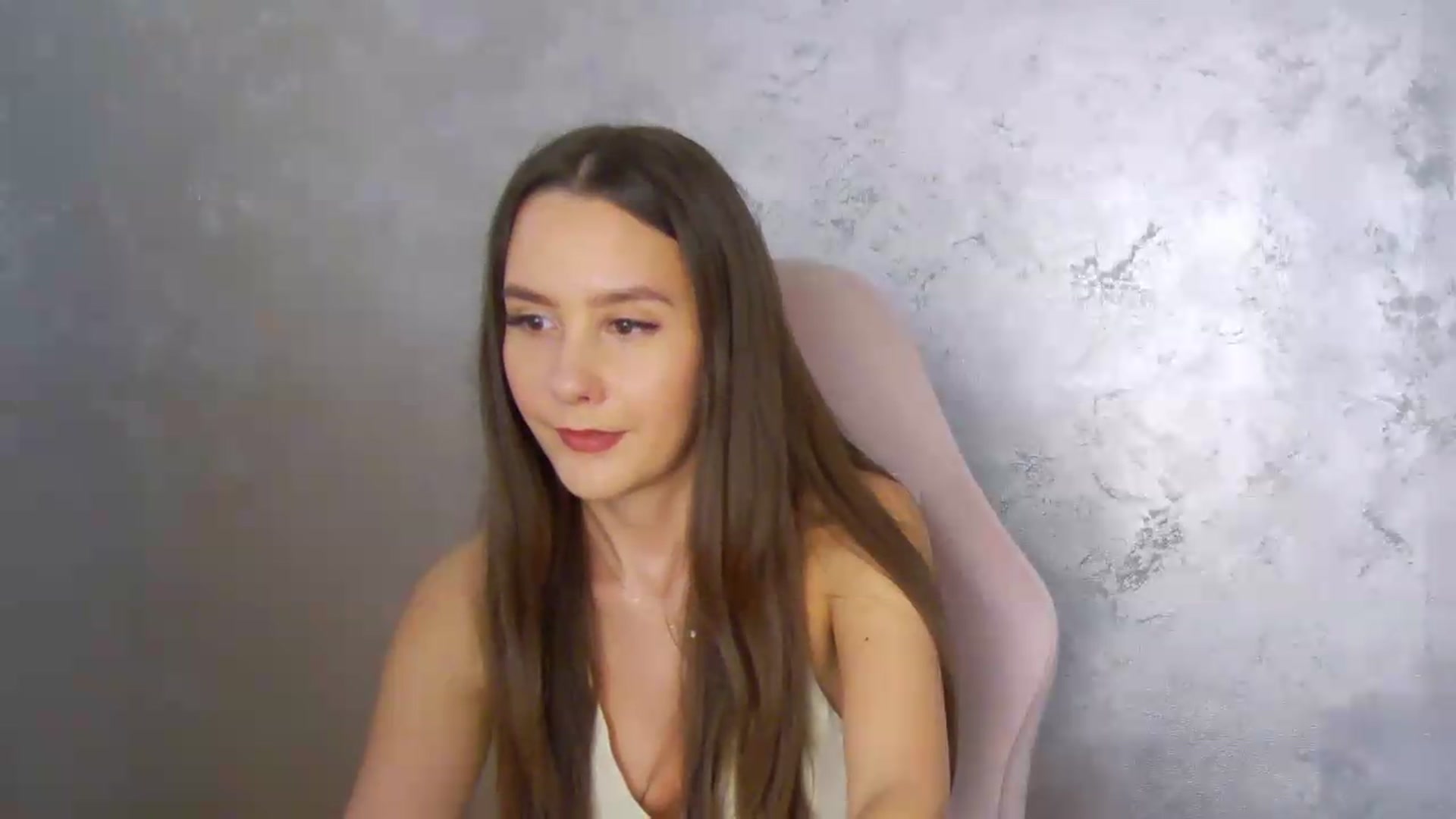 Gallery image thumbnail from Radiance's myfreecams stream on, 06/24/2026, 17:46 image 5 of 20