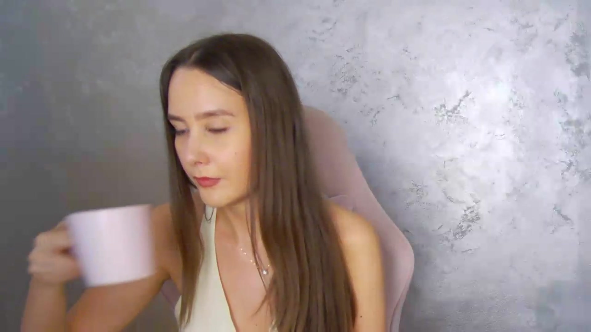 Gallery image thumbnail from Radiance's myfreecams stream on, 06/24/2026, 17:46 image 16 of 20