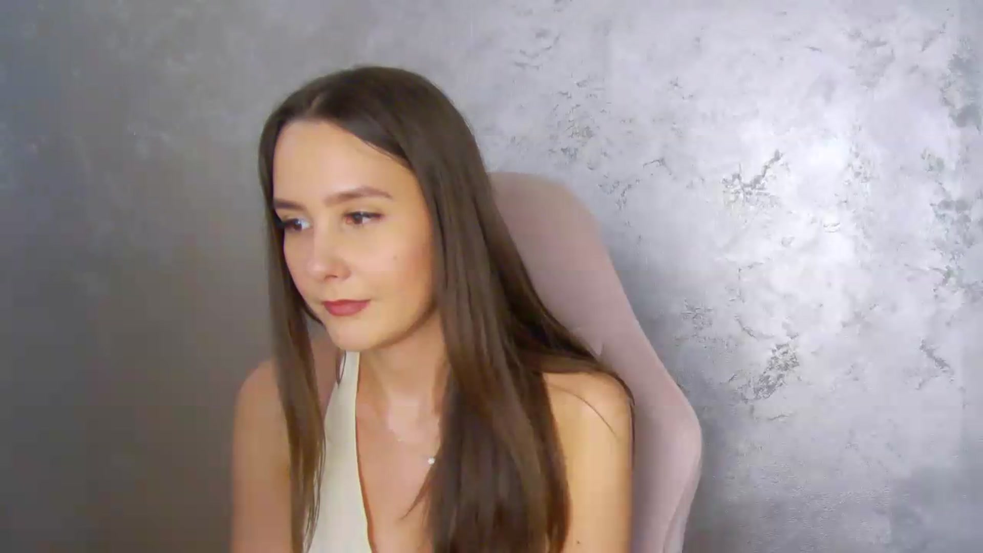 Gallery image thumbnail from Radiance's myfreecams stream on, 06/24/2026, 17:46 image 17 of 20