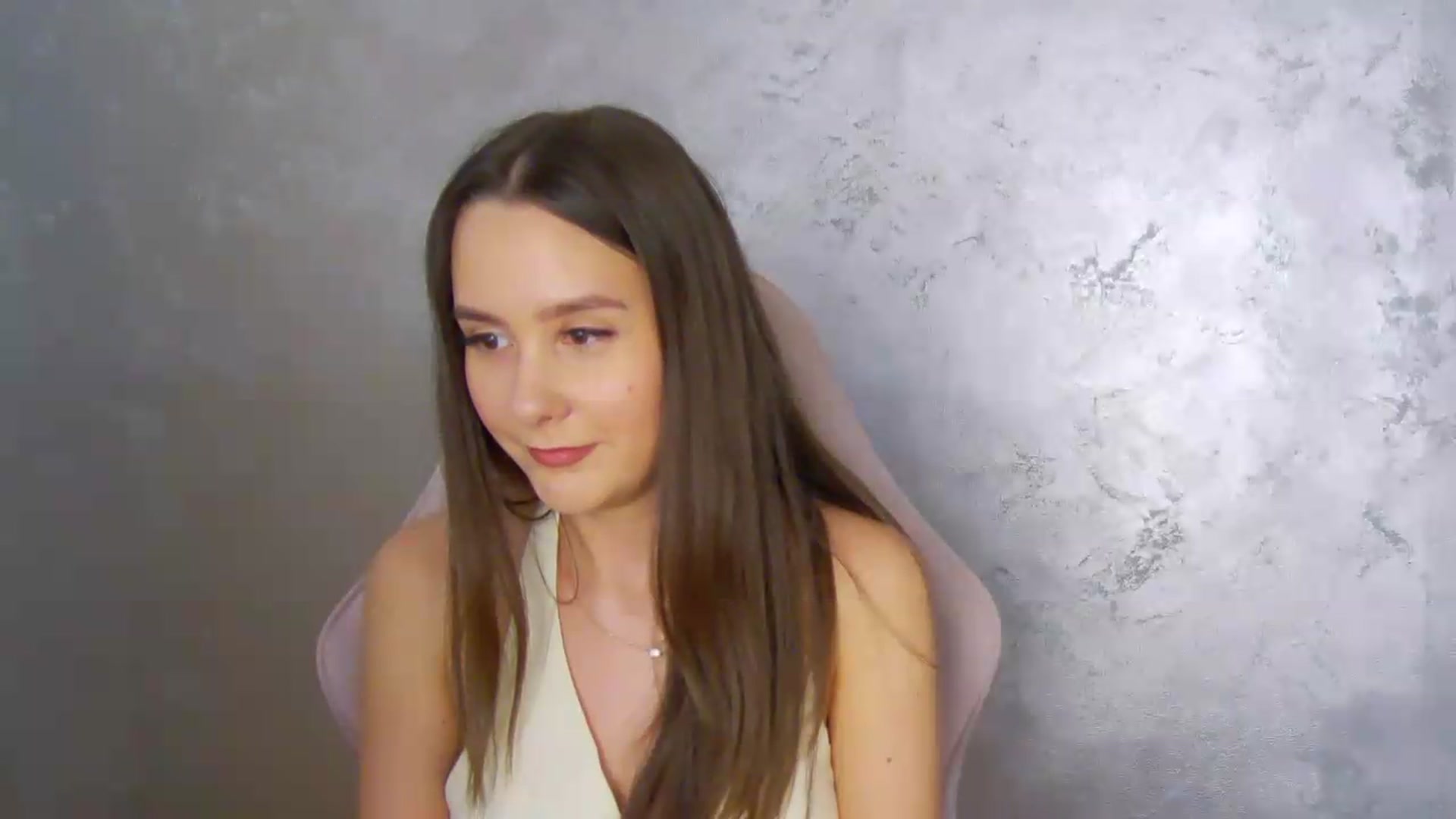 Gallery image thumbnail from Radiance's myfreecams stream on, 06/24/2026, 19:18 image 3 of 20