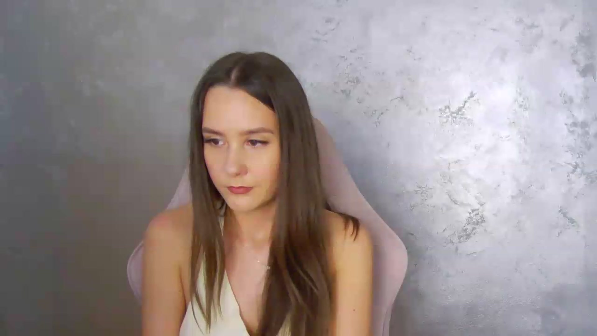 Gallery image thumbnail from Radiance's myfreecams stream on, 06/24/2026, 19:18 image 4 of 20