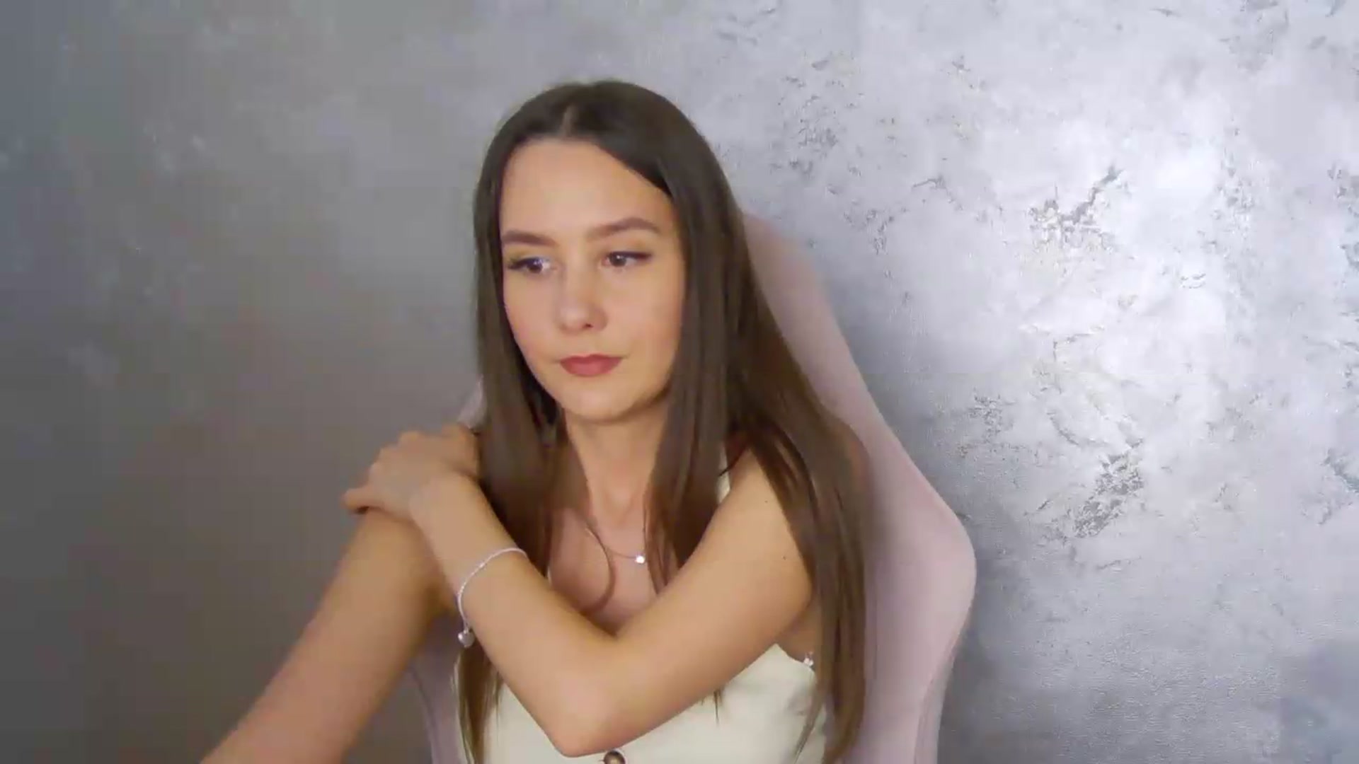 Gallery image thumbnail from Radiance's myfreecams stream on, 06/24/2026, 19:18 image 6 of 20