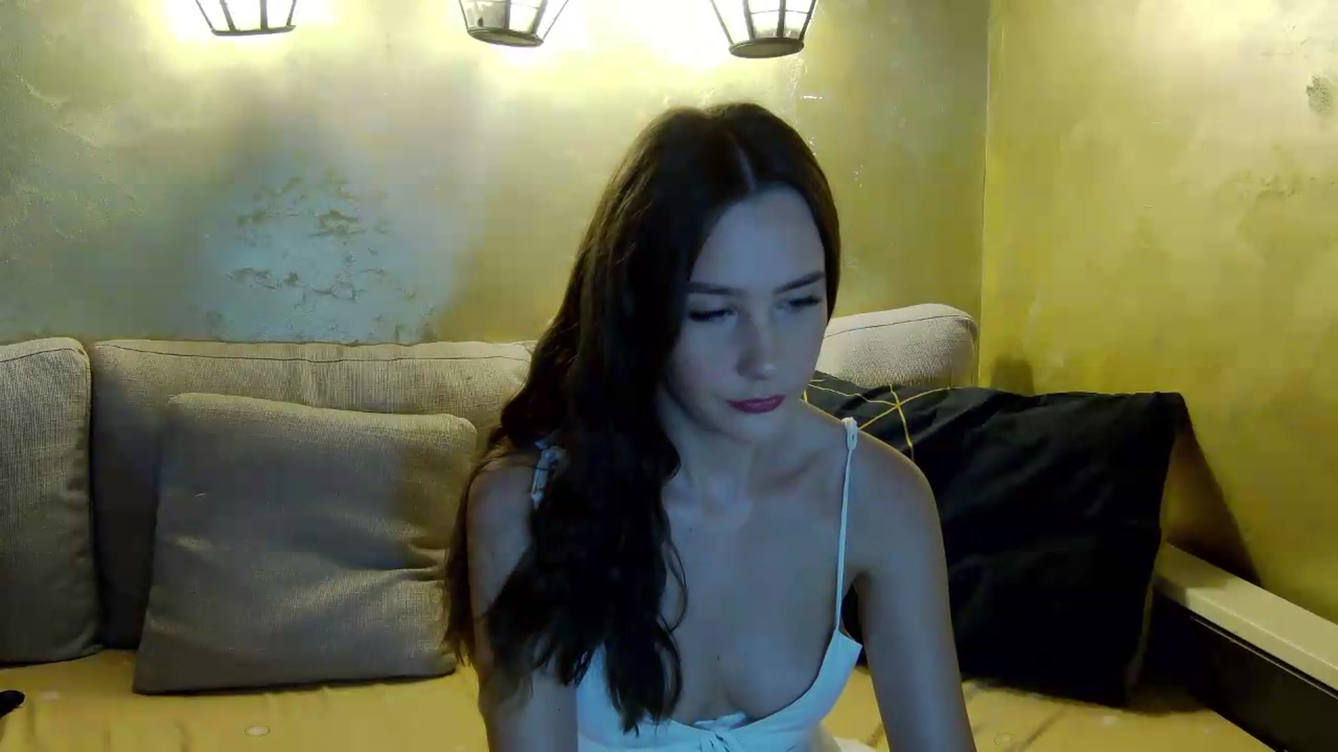 Gallery image thumbnail from Radiance's myfreecams stream on, 06/29/2026, 13:16 image 13 of 20