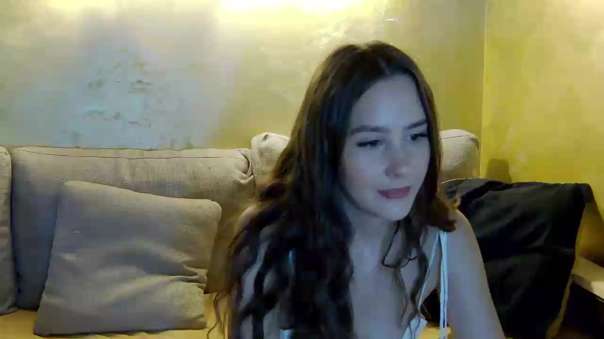 Gallery image thumbnail from Radiance's myfreecams stream on, 06/29/2026, 16:03 image 8 of 20