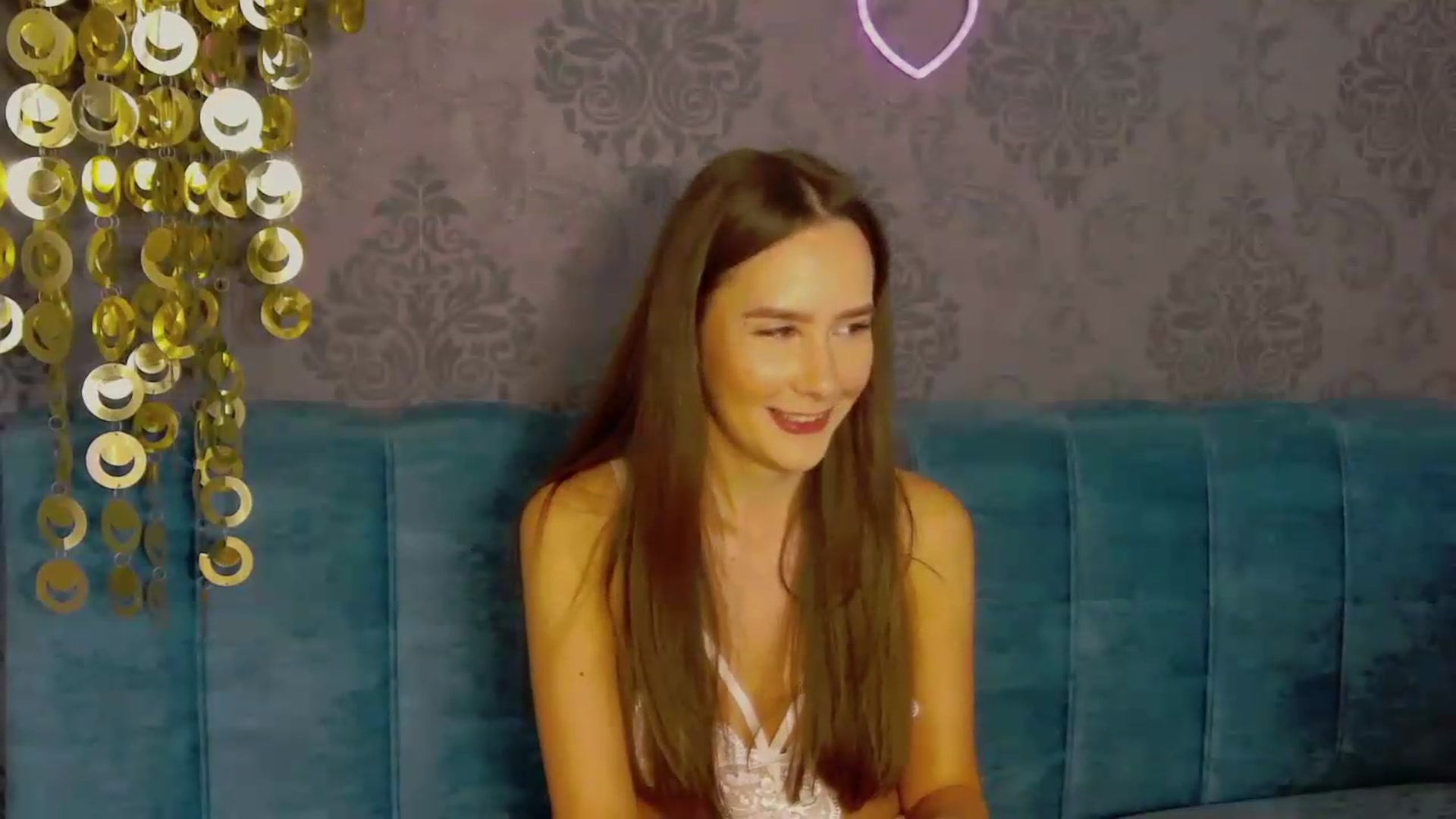 Gallery image thumbnail from Radiance's myfreecams stream on, 07/11/2026, 16:37 image 19 of 20