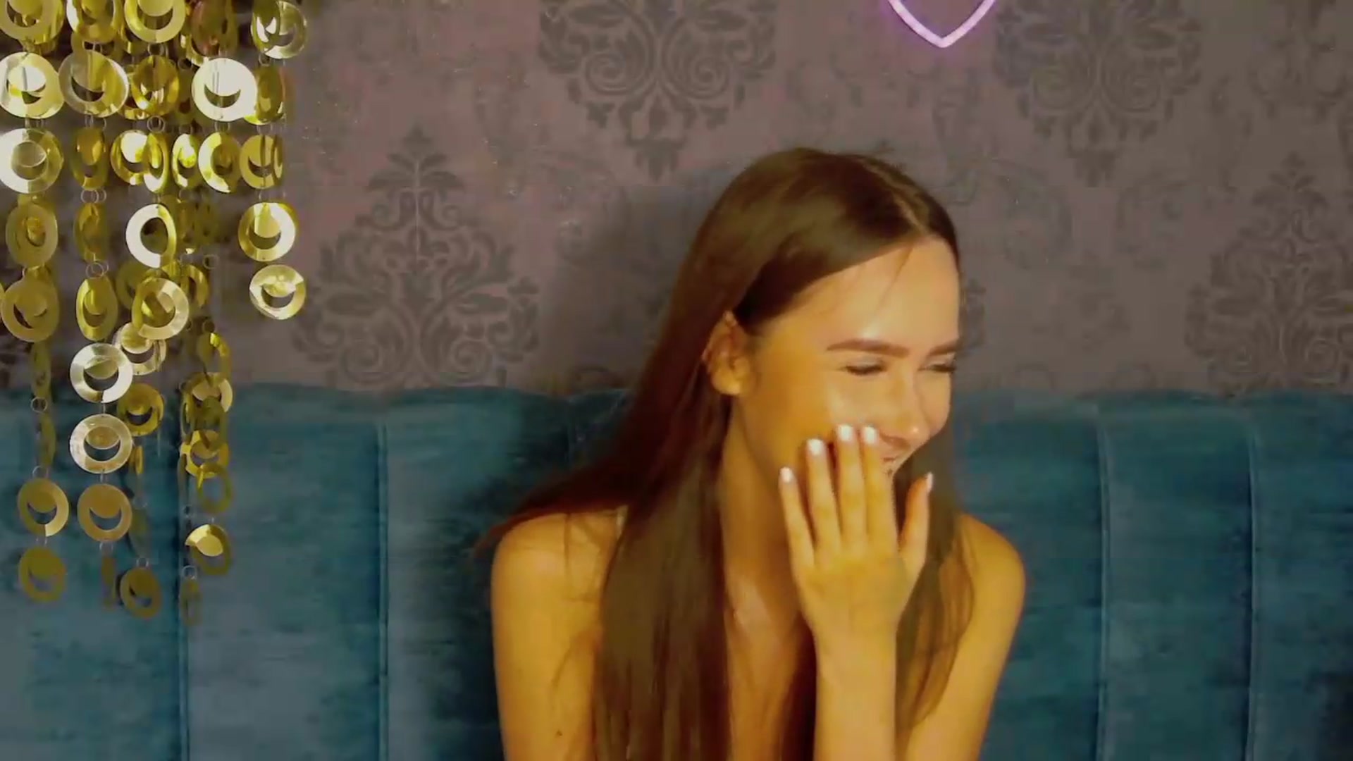 Gallery image thumbnail from Radiance's myfreecams stream on, 07/11/2026, 17:43 image 13 of 20